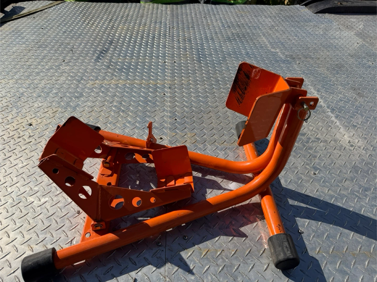 Wheel Chock motorcycle stand - photo 3