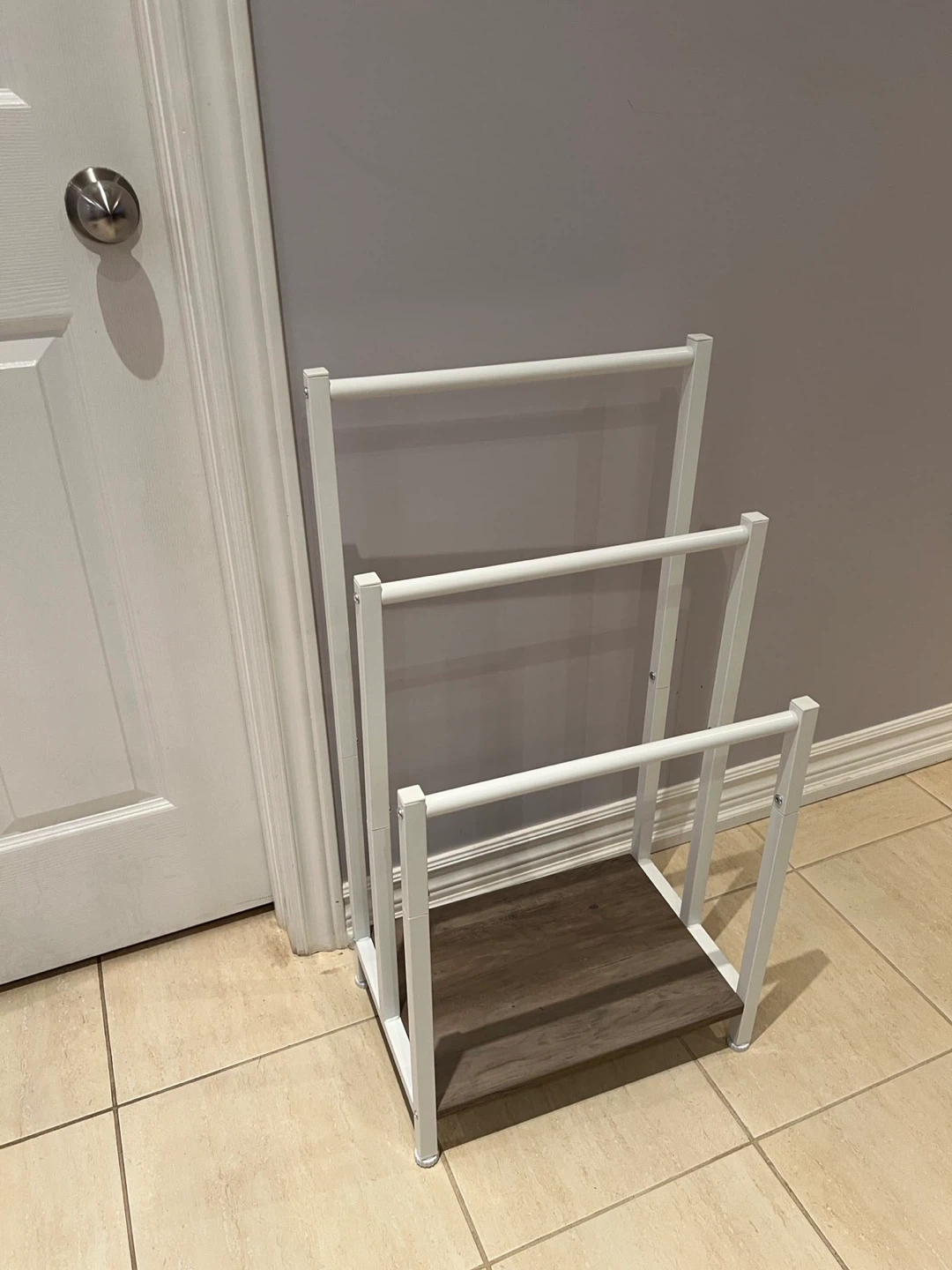 White & Wood Towel Rack