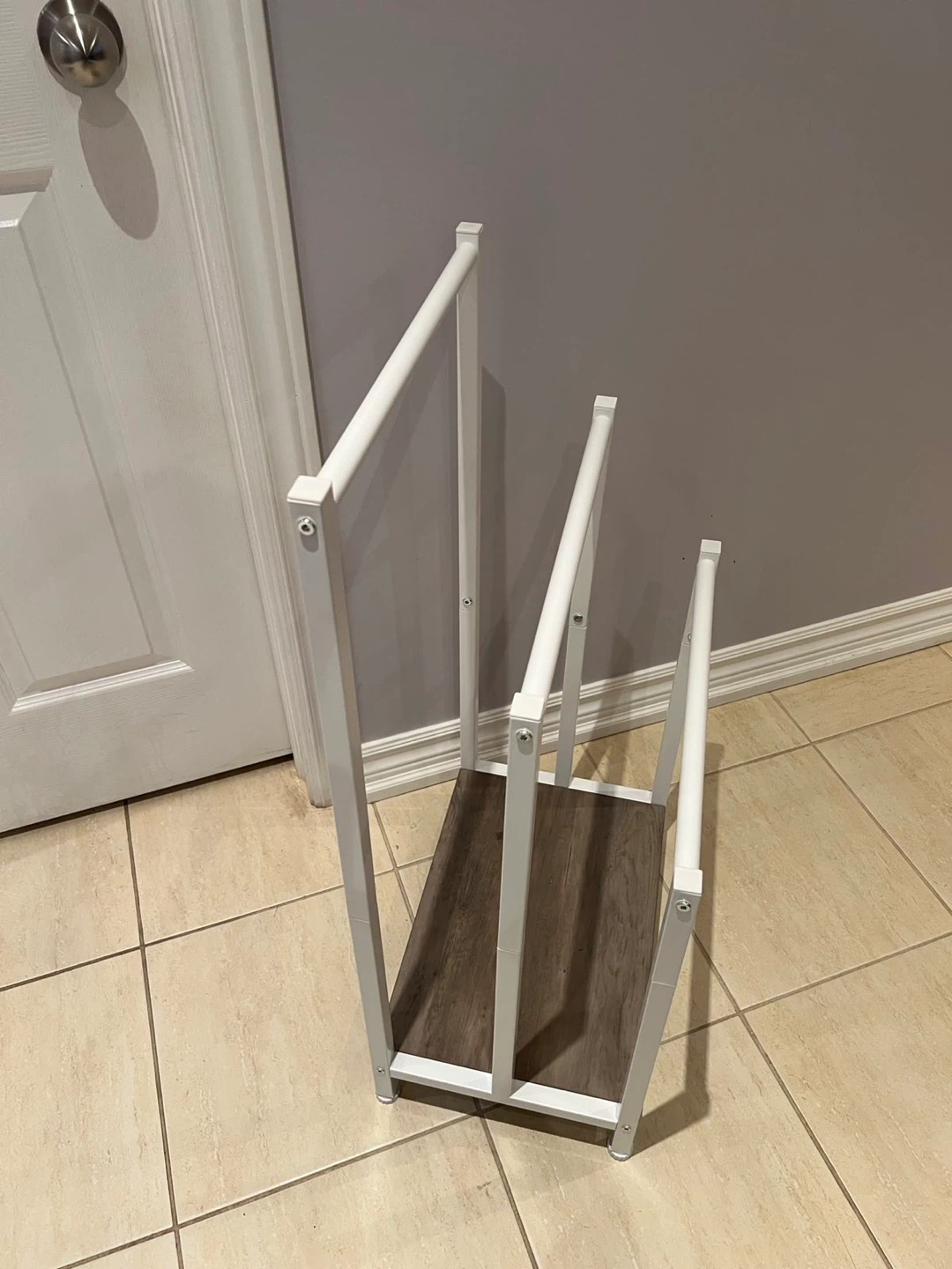 White & Wood Towel Rack - photo 5
