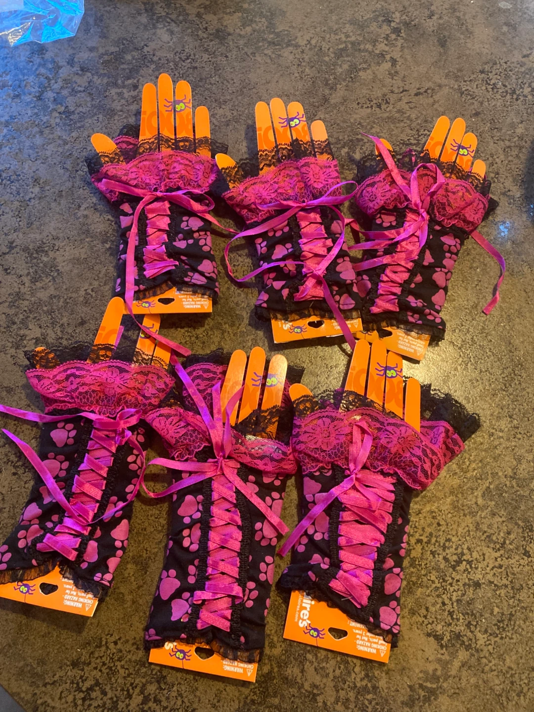 Claire's Paw Print Lace Cuff Gloves