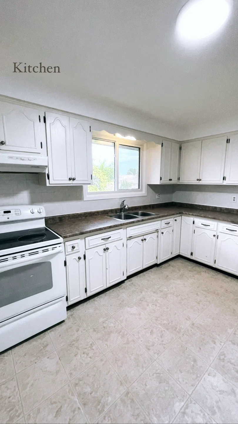 House for rent in kitchener image indicator(4)