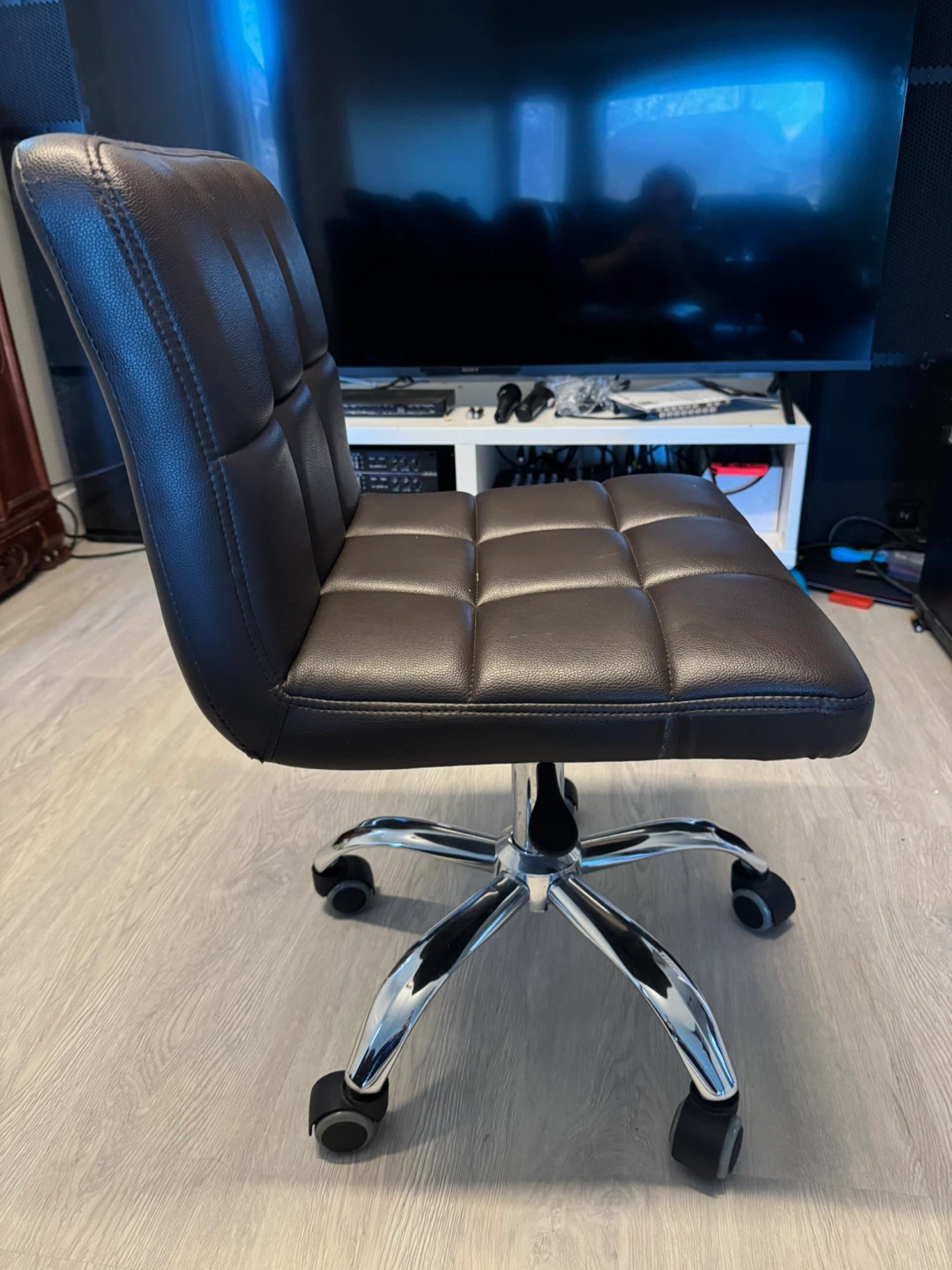 Brown Leather task chair - photo 2