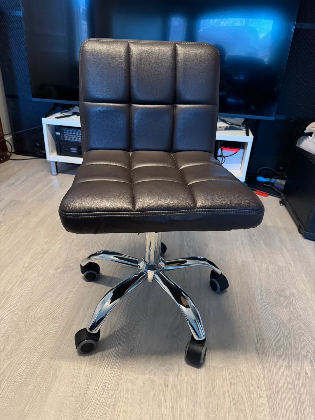 Brown Leather task chair - photo 3