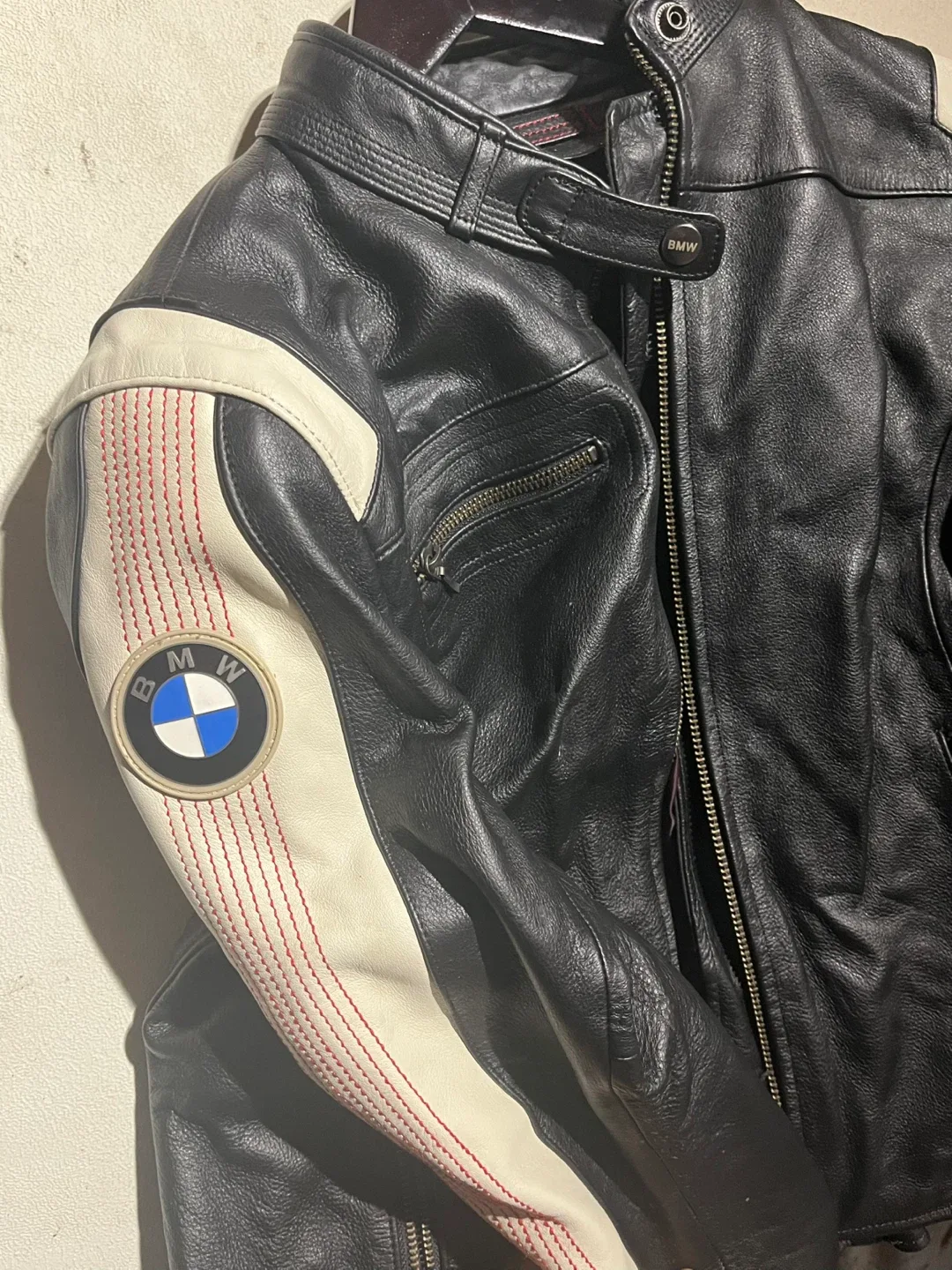 BMW Motorrad Club Ladies Leather Jacket - Size M image indicator(2)