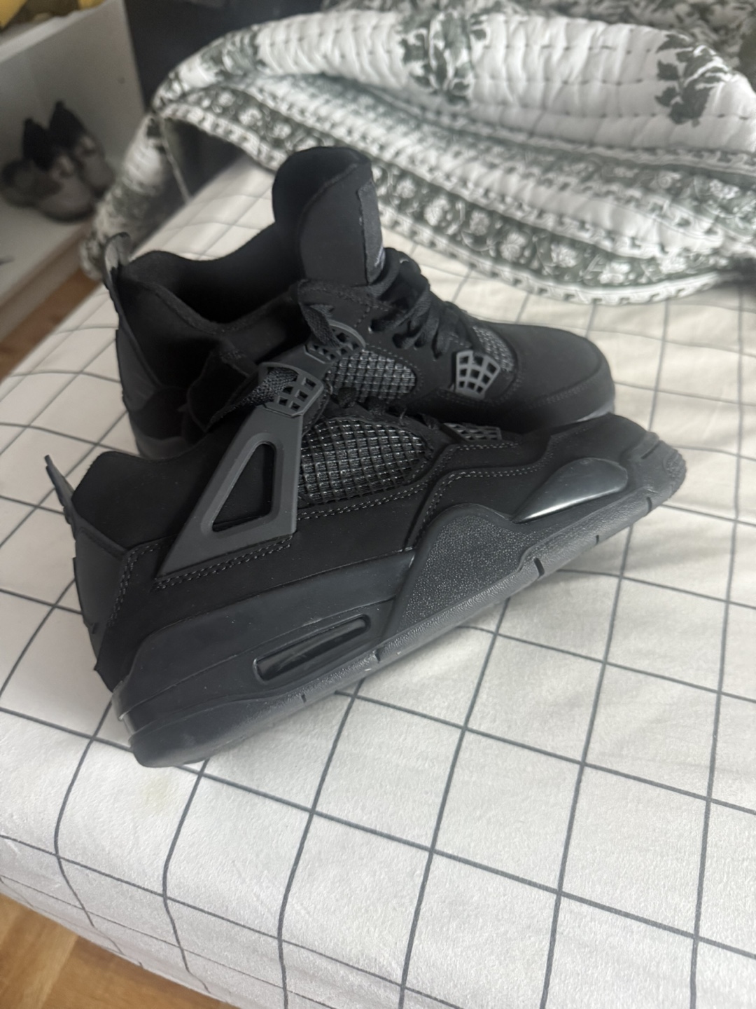 Jordan 4 Retro Black Cat - photo 2