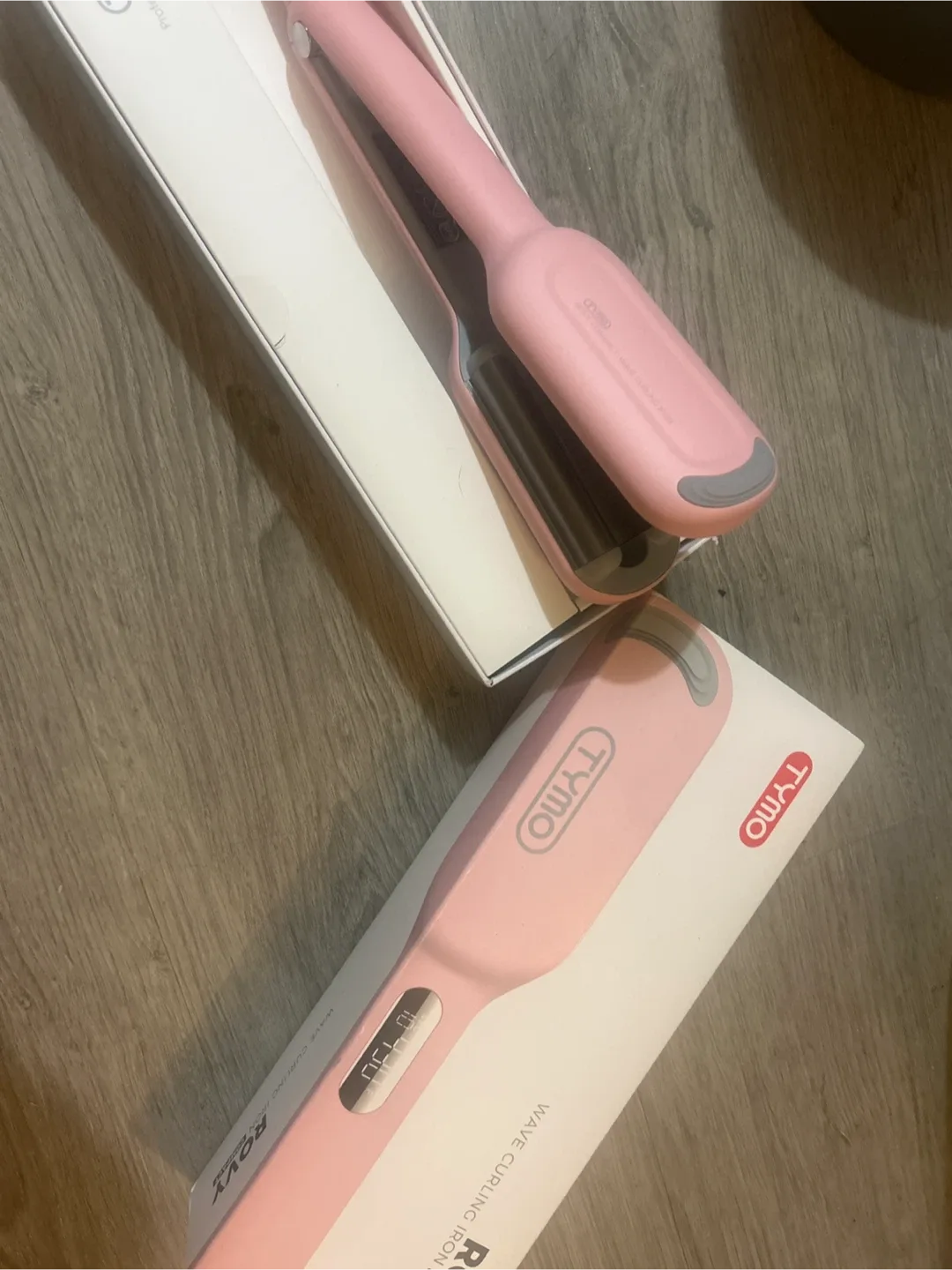 TYMO ROWV Waving Iron - New in Box image indicator(3)