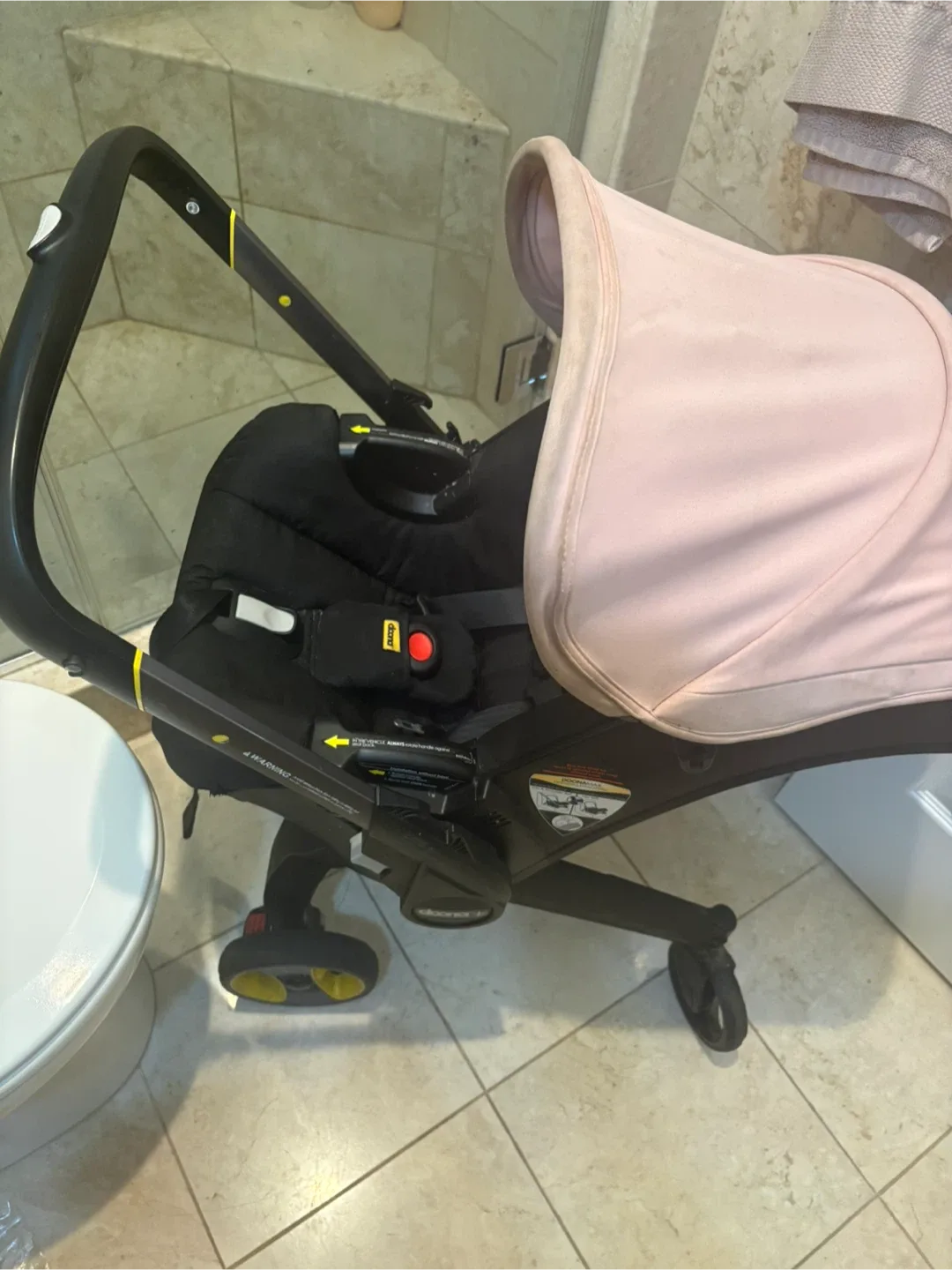 Doona Infant Car Seat/Stroller image indicator(2)