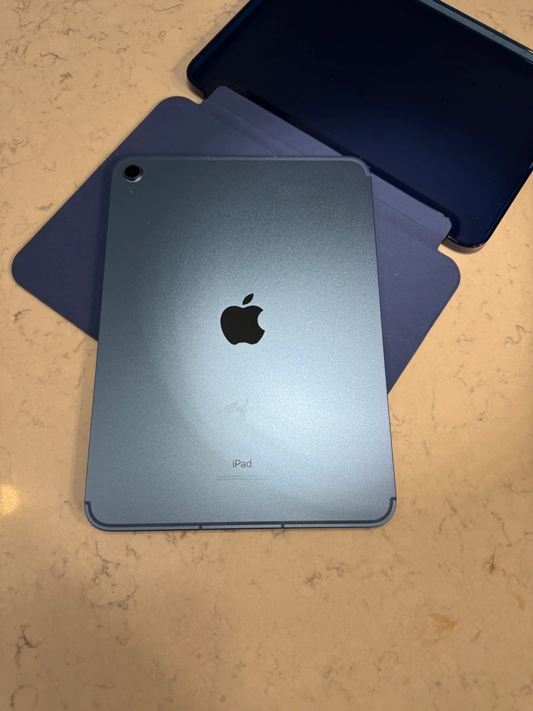 Like New Blue iPad 10th generation 64gb, cellular enabled - photo 5