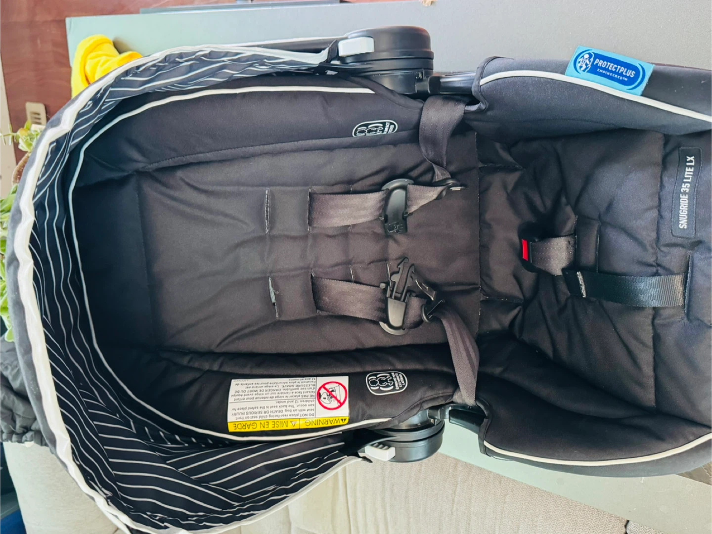 Graco SnugRide 35 Lite LX Infant Car Seat - photo 4