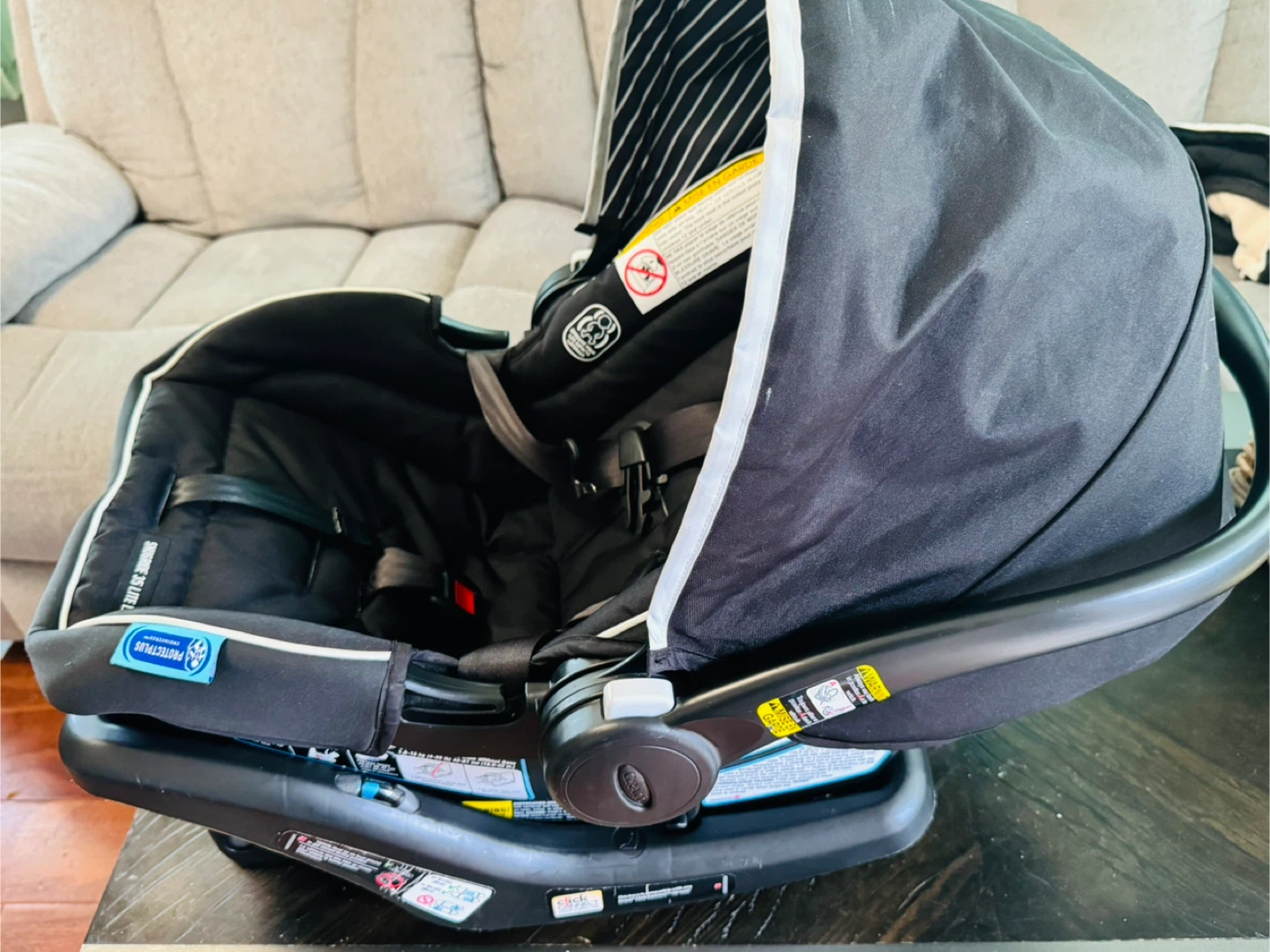 Graco SnugRide 35 Lite LX Infant Car Seat - photo 3