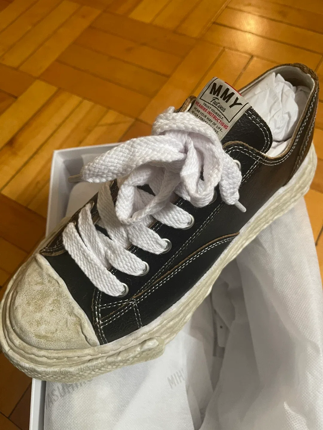 Maison Mihara Yasuhiro Peterson Low 23 Cracking Leather Sneakers image indicator(3)