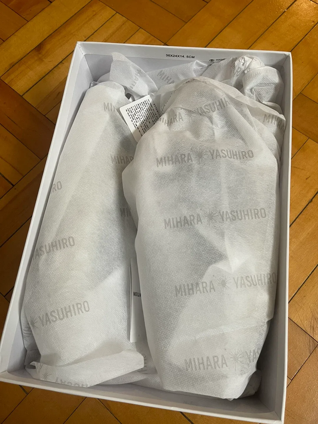 Maison Mihara Yasuhiro Peterson Low 23 Cracking Leather Sneakers image indicator(4)