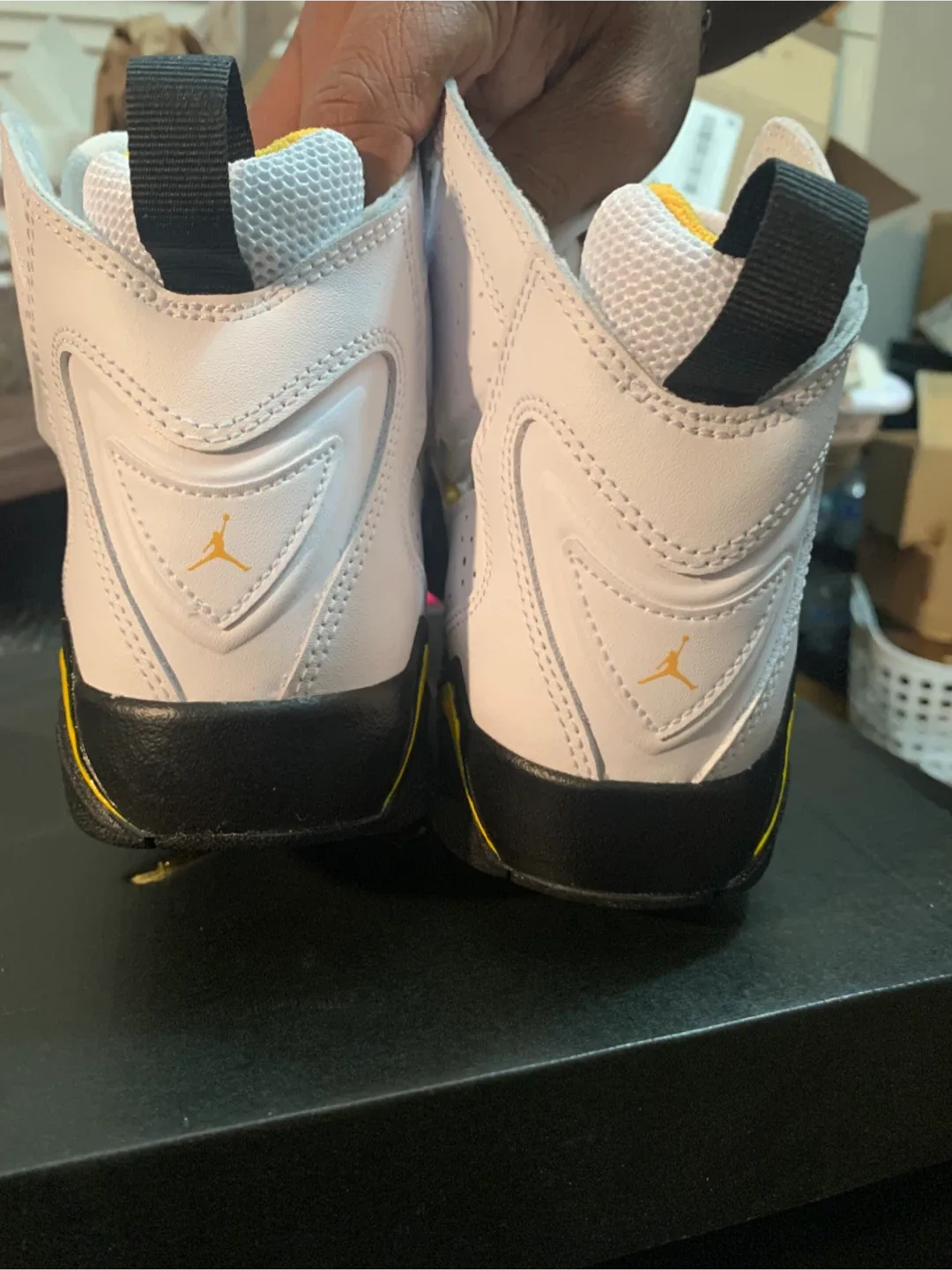 Jordan True Flight 6Y White/Yellow image indicator(4)