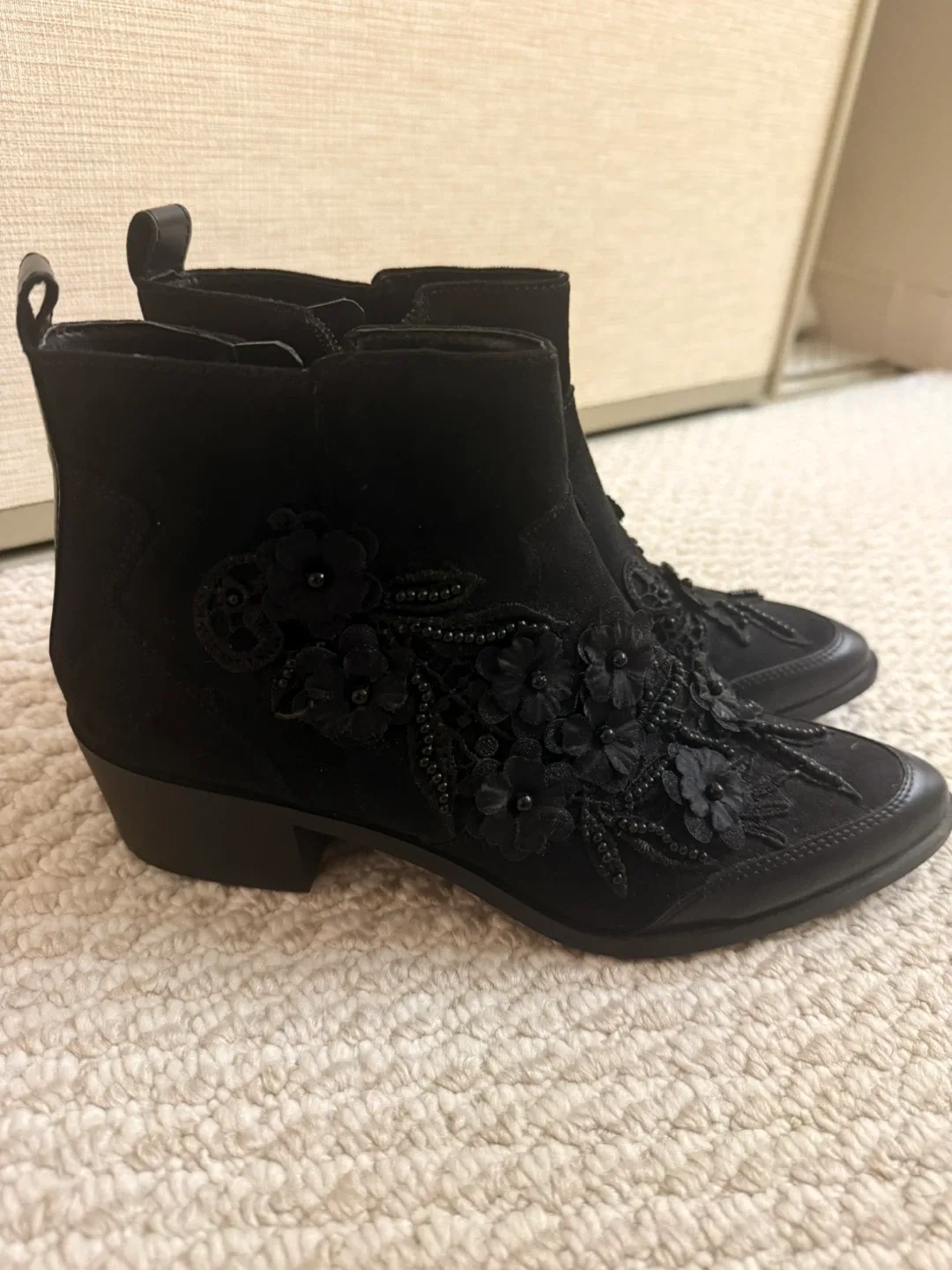 Embellished Black Western-style Ankle Boots image indicator(3)