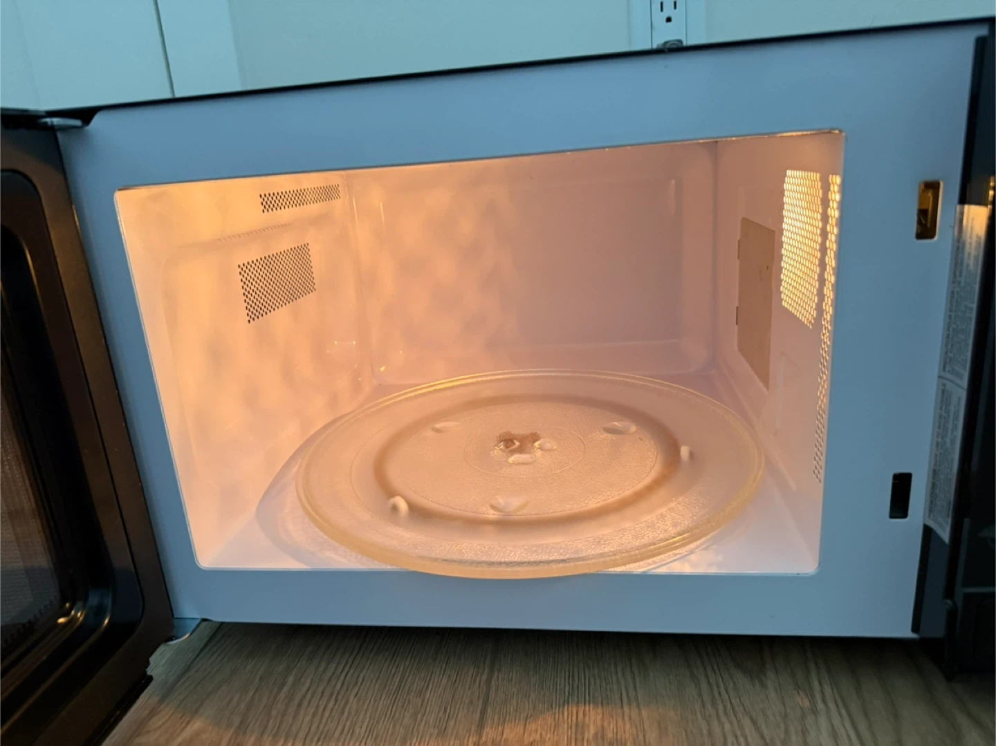 Hamilton Beach Microwave - Black - photo 2