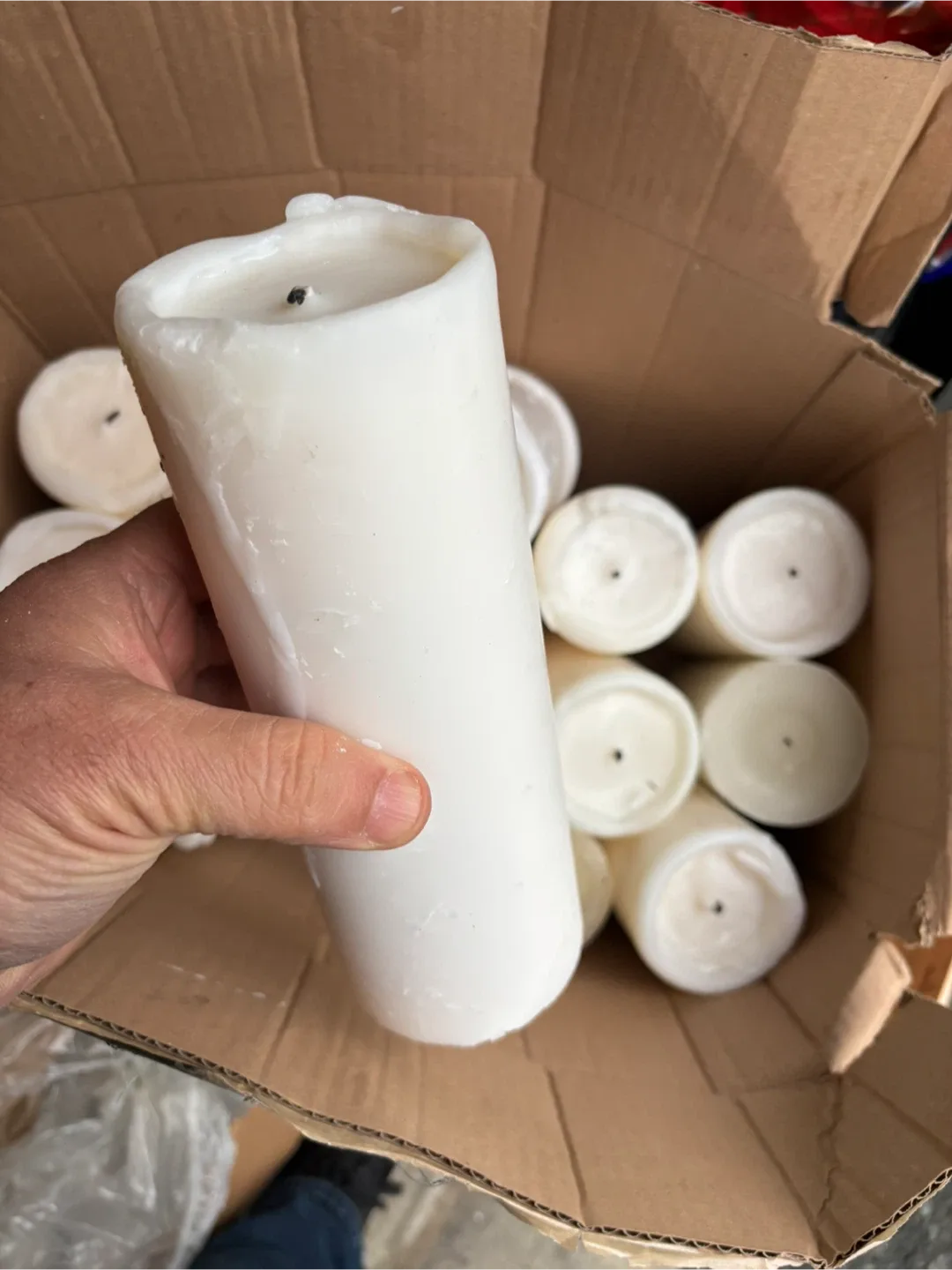 White Pillar Candles - Box of 14 image indicator(5)