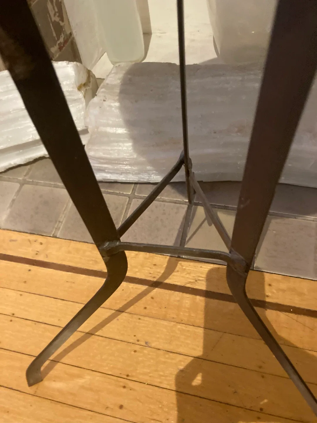 Unique Artisan Round Metal Side Table image indicator(6)