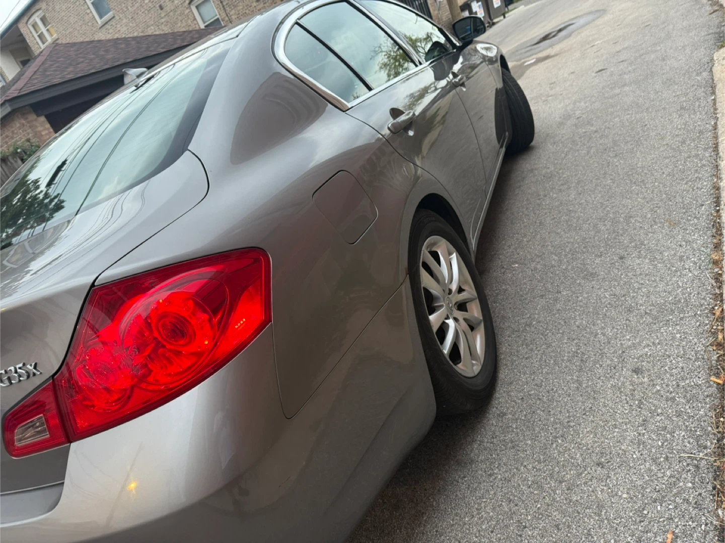 Infiniti G35x Sedan - photo 2