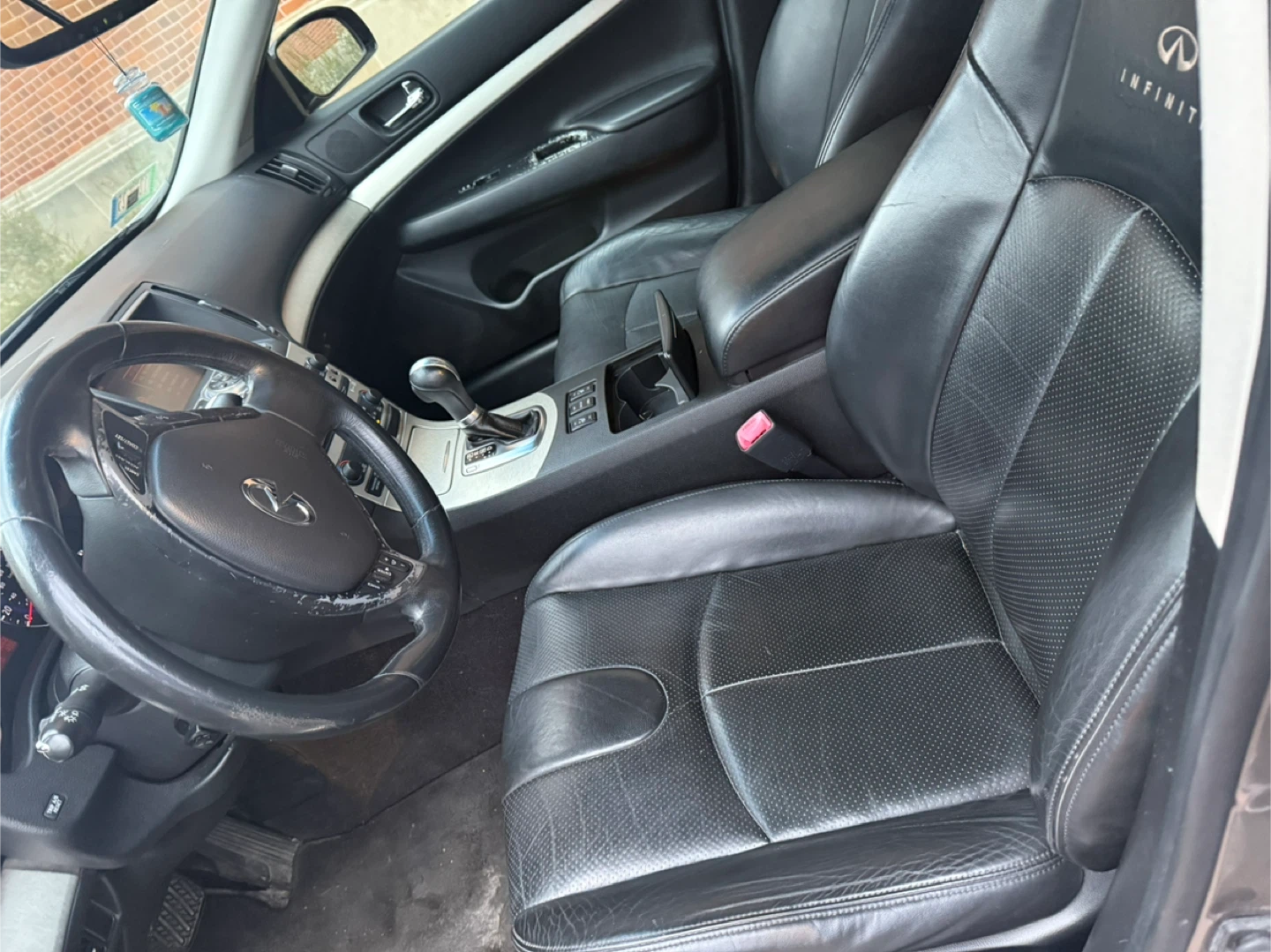 Infiniti G35x Sedan - photo 4