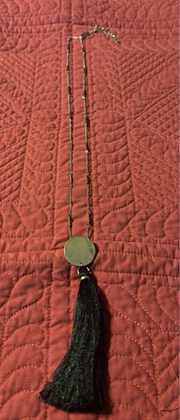 Tassel Necklace image indicator(2)
