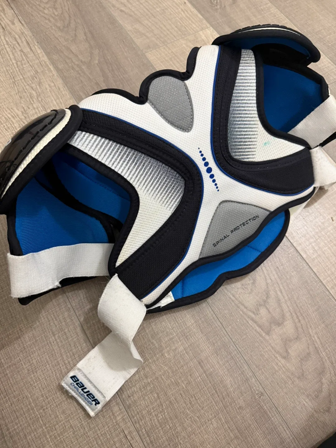 Bauer Challenger Youth Shoulder Pads - Size S/P image indicator(2)