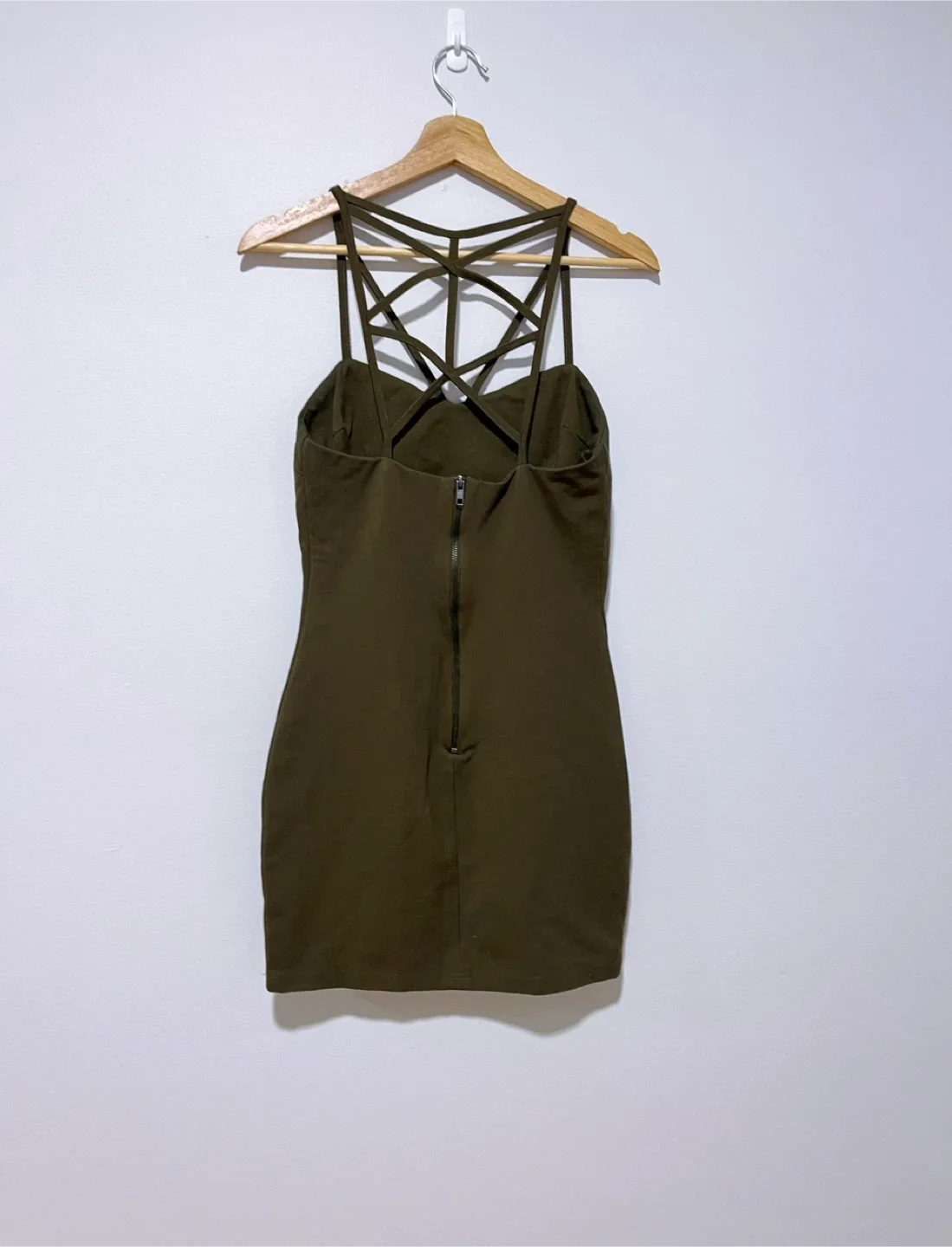Signature 8 Olive Green Mini Dress - Size M image indicator(2)