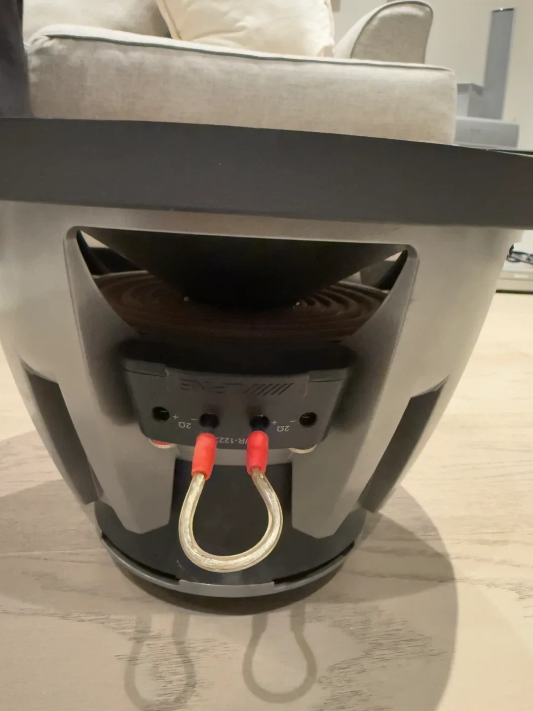 Polk Audio CS1 Center Speaker & Alpine Subwoofer image indicator(3)