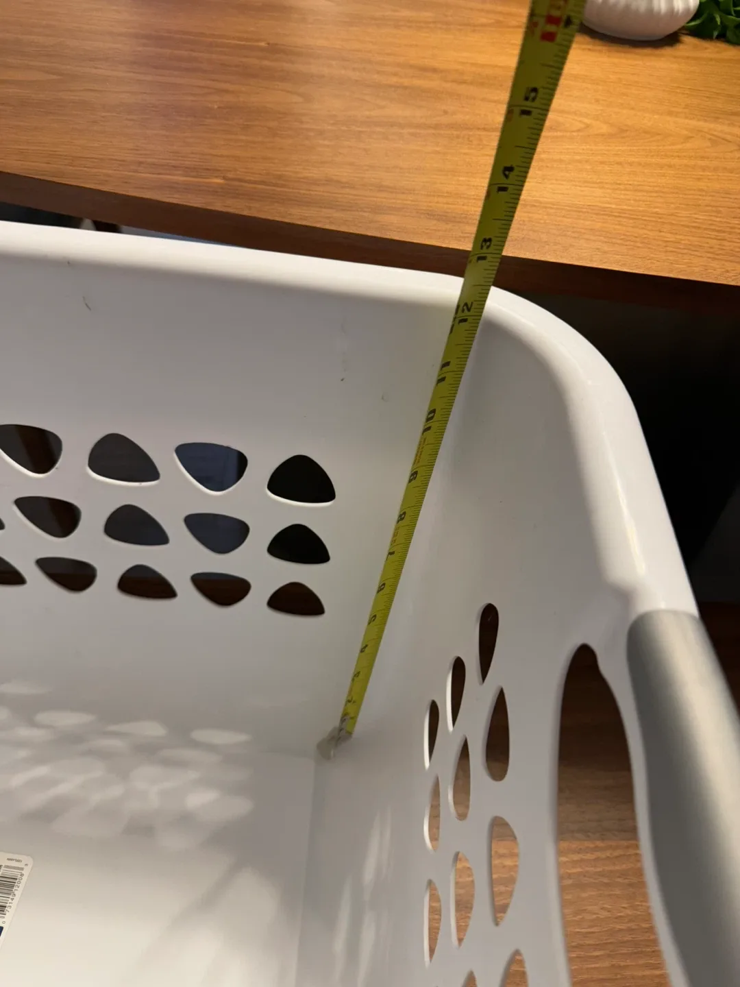 Sterilite Ultra Laundry Basket - White, 2 Bu / 71 L image indicator(5)