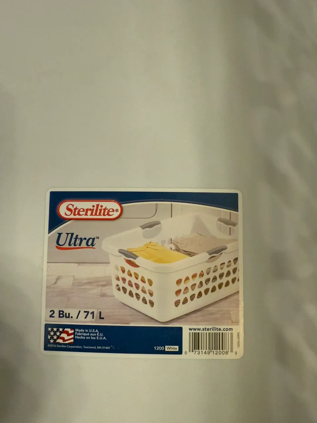 Sterilite Ultra Laundry Basket - White, 2 Bu / 71 L image indicator(3)