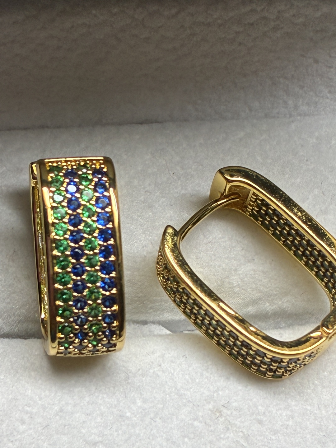 Luxury design 18k gold filled multi color square hoop earrings. - photo 4