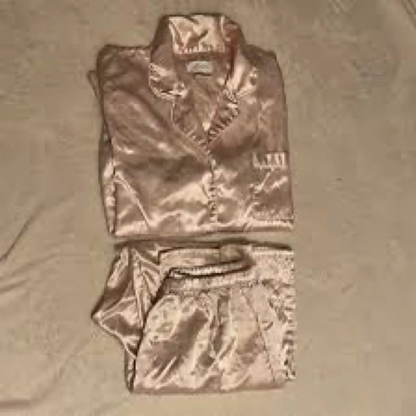 Satin Pajama Set image indicator(3)