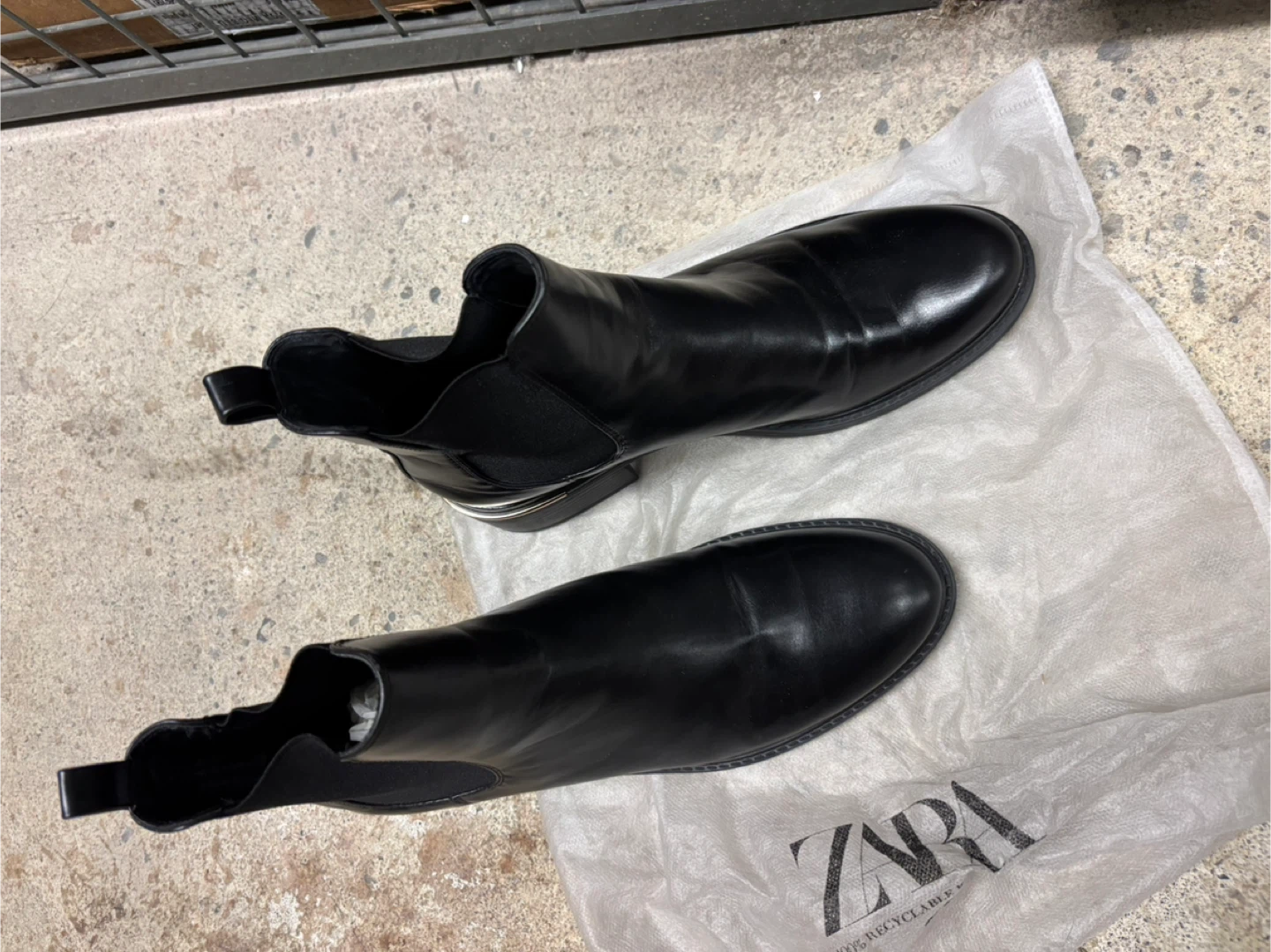 Zara Black Chelsea Boots Size 41 - photo 3