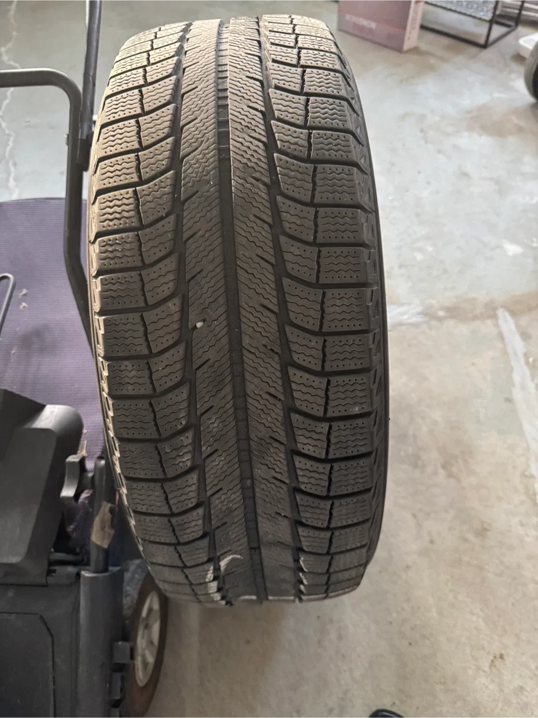 Michelin X-Ice Green 245/60R18 Winter Tire image indicator(3)