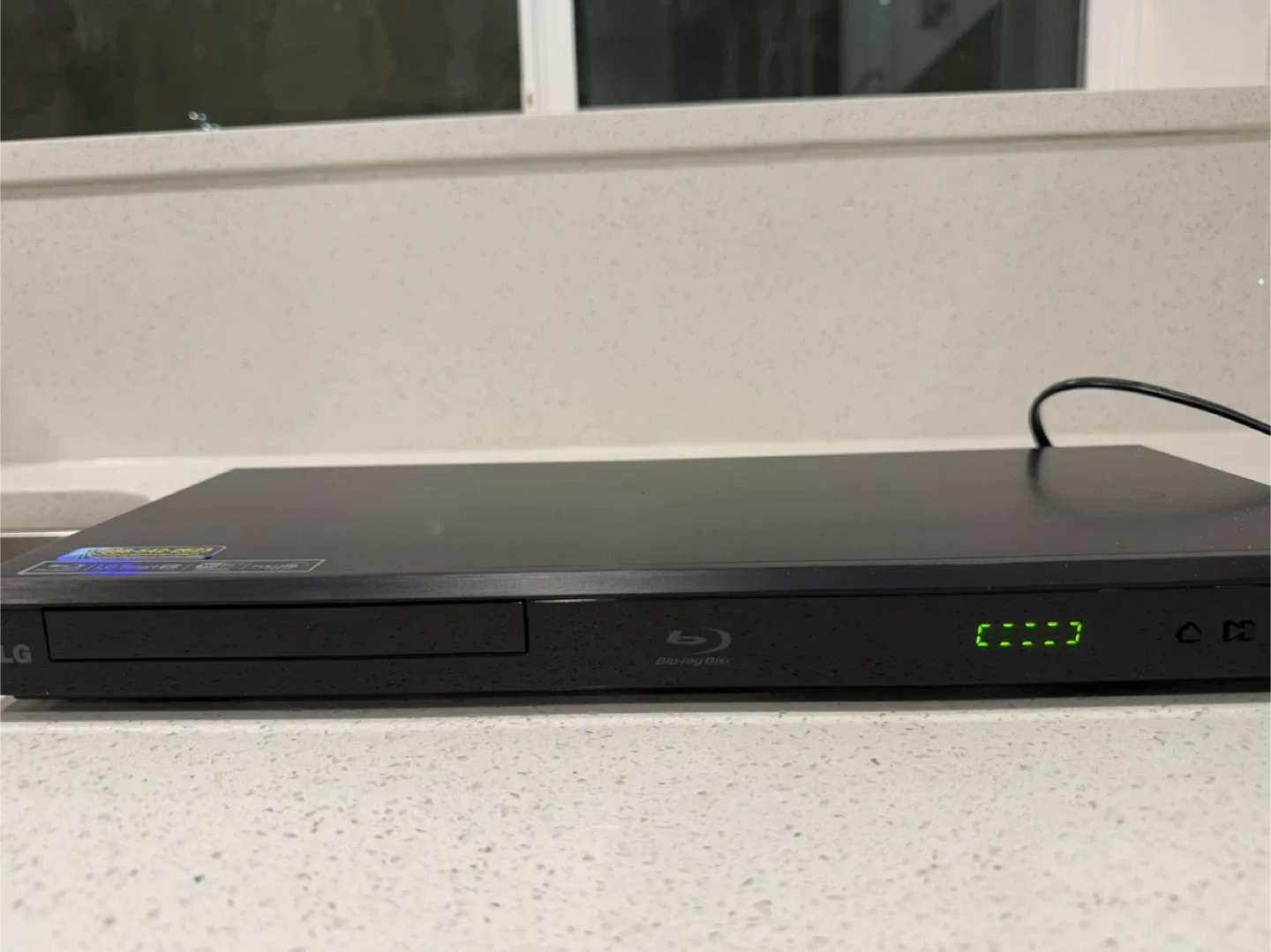 LG Smart Blu-ray Disc Player - Black image indicator(3)