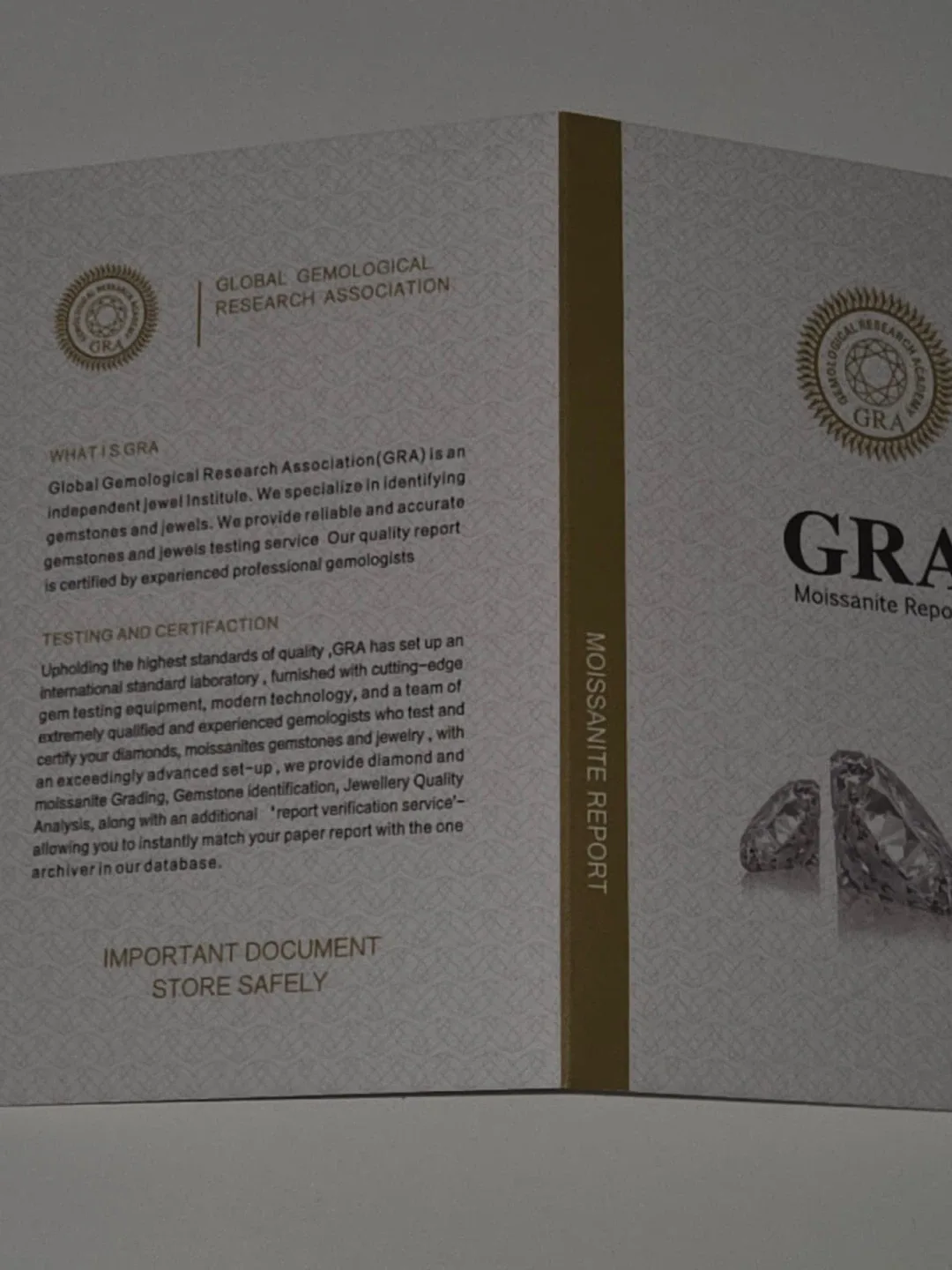GRA Moissanite Stud Earrings - Excellent Cut image indicator(6)