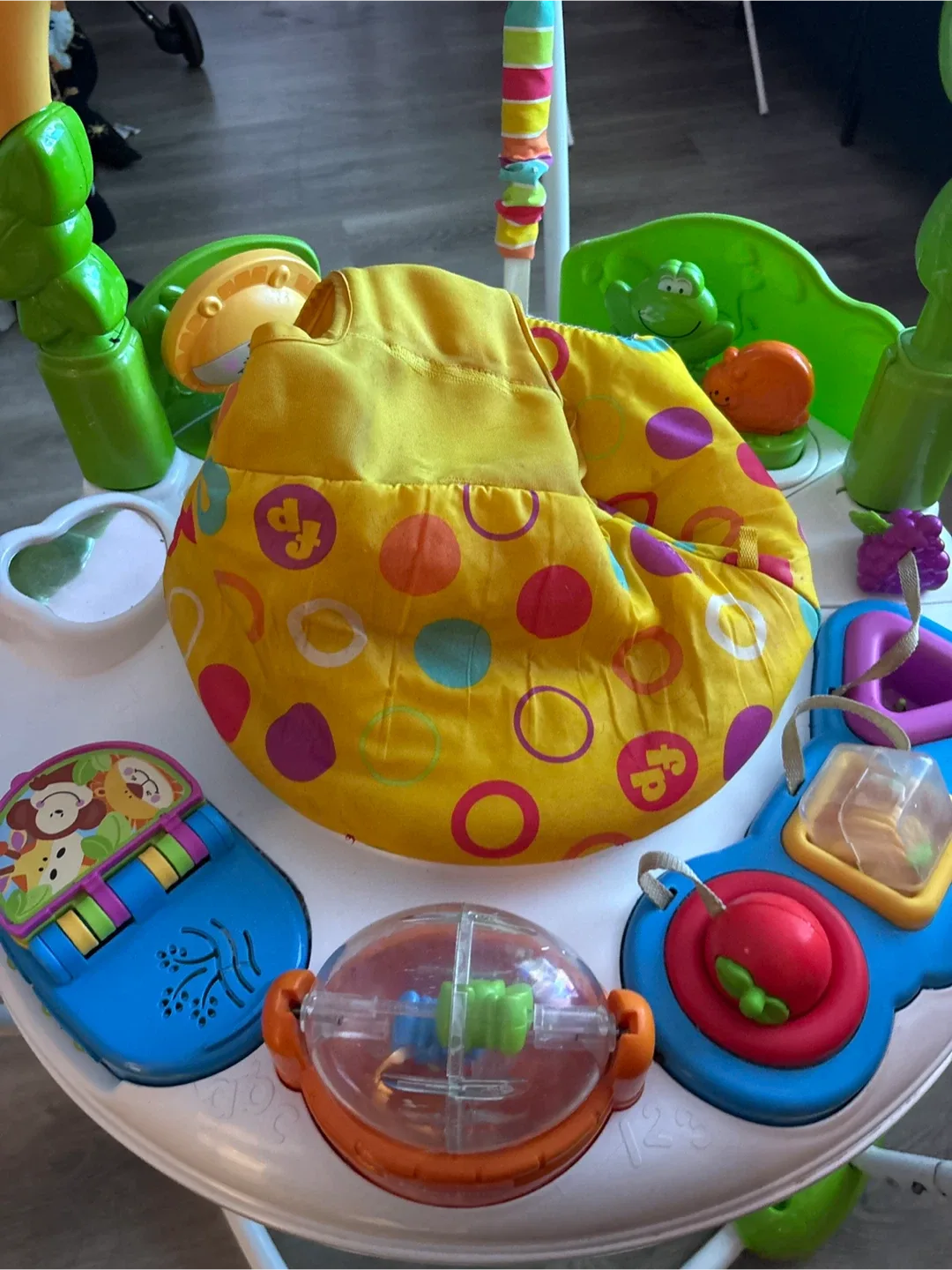 Fisher-Price Activity Centre image indicator(3)