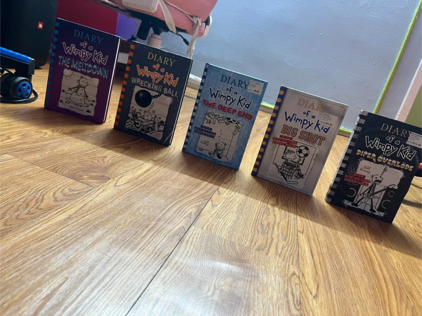 Diary of a Wimpy Kid Book Series by Jeff Kinney image indicator(5)