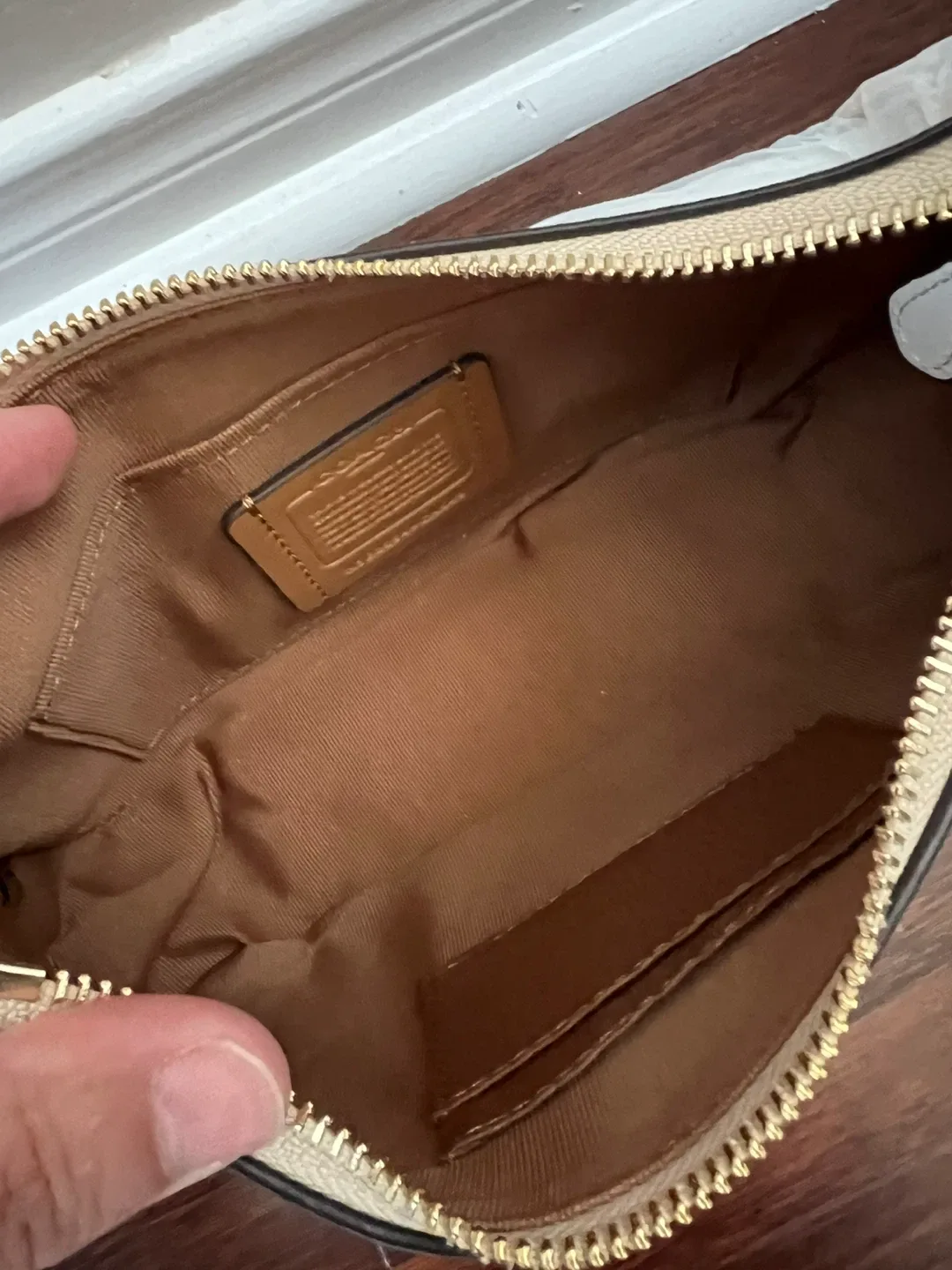 Coach Terri purse image indicator(3)