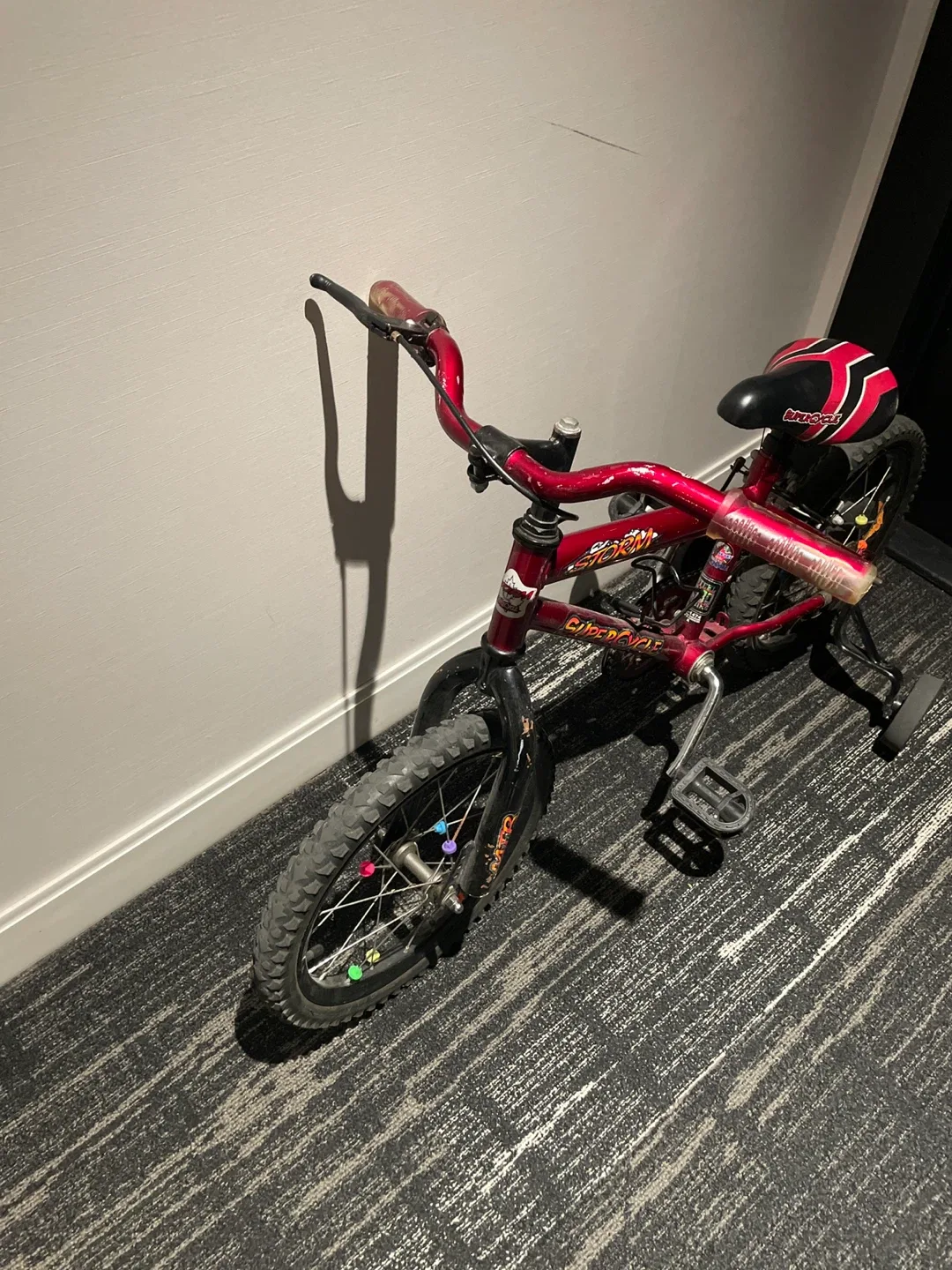 15"-16" Kids' Supercycle Storm Bike image indicator(2)