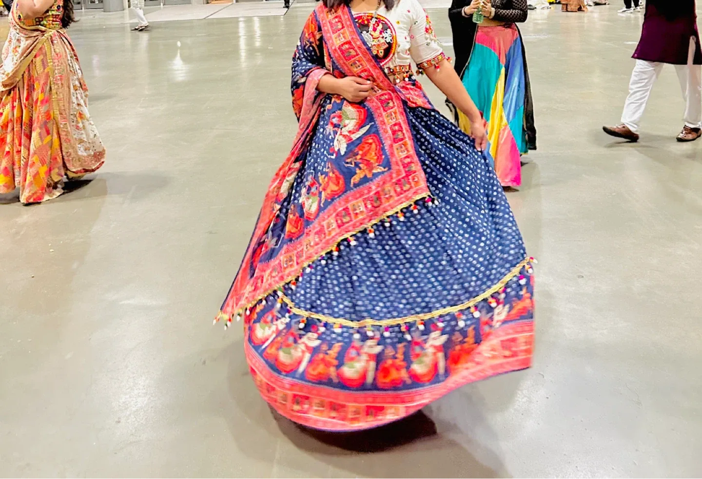 Chaniya choli image indicator(3)