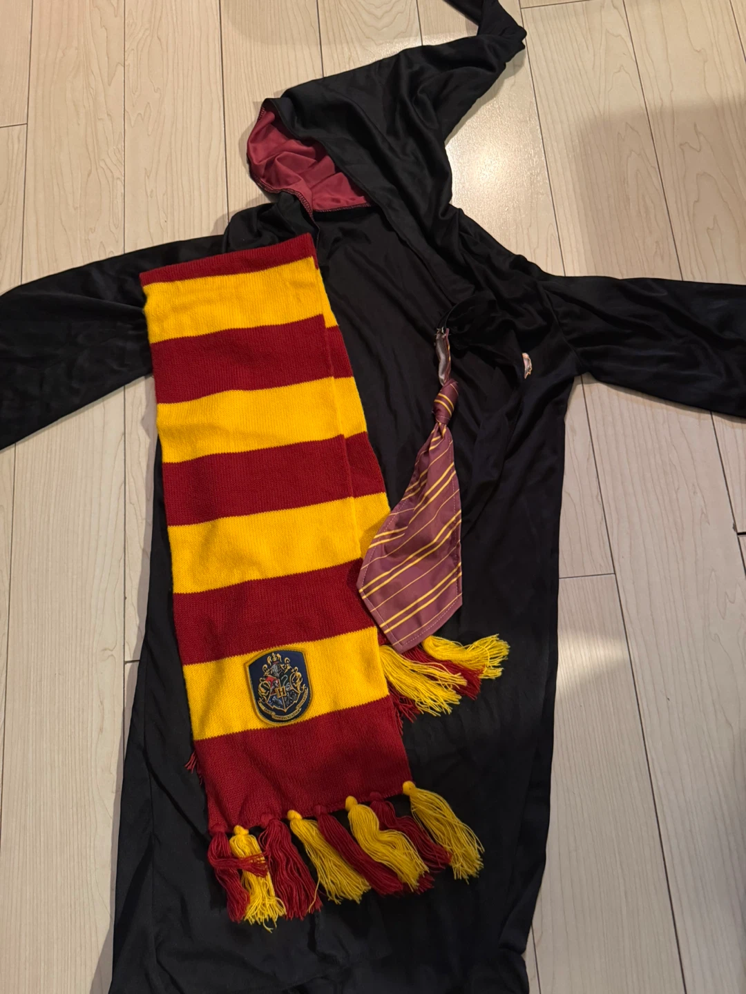 Harry Potter Robe, Scarf & Tie Set