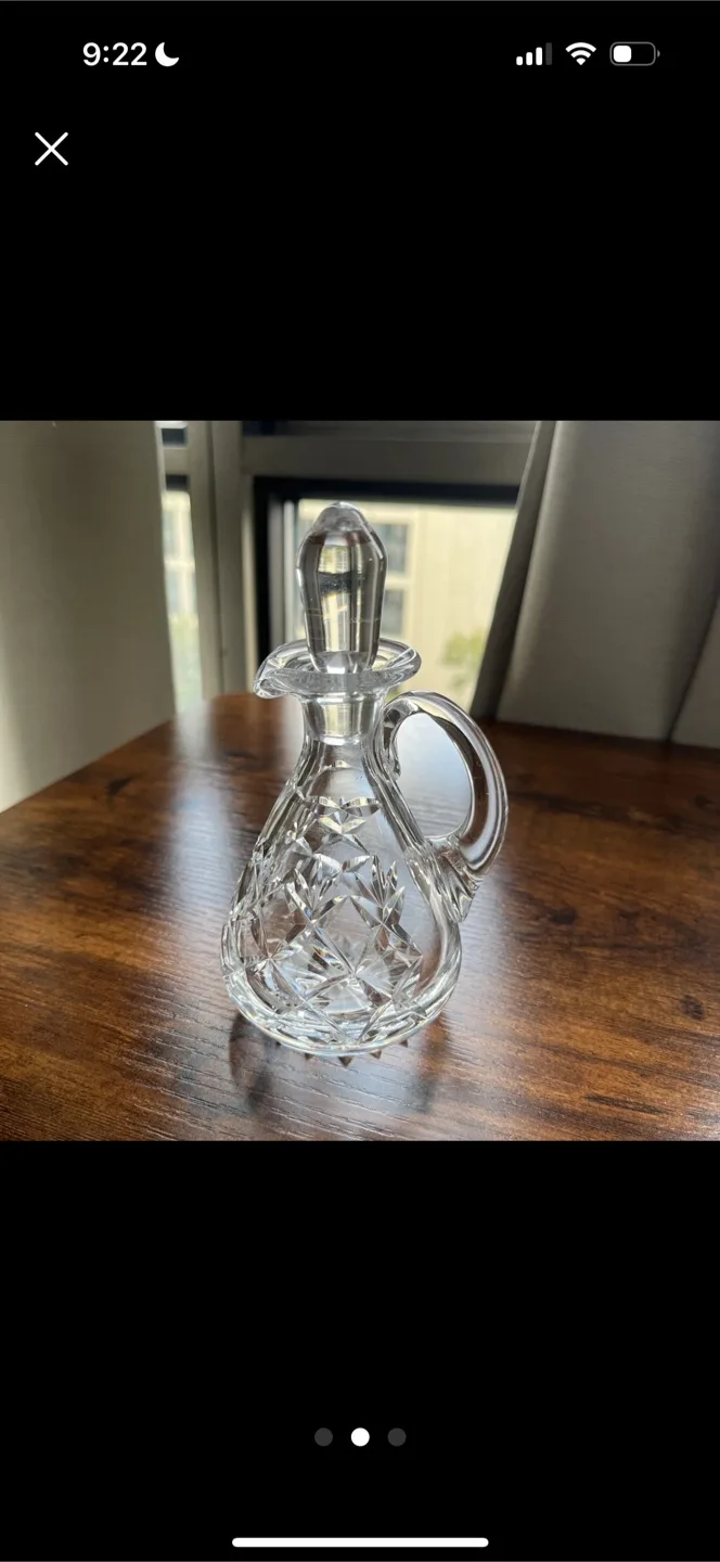 Mini Cut-glass/Crystal Pitcher image indicator(3)