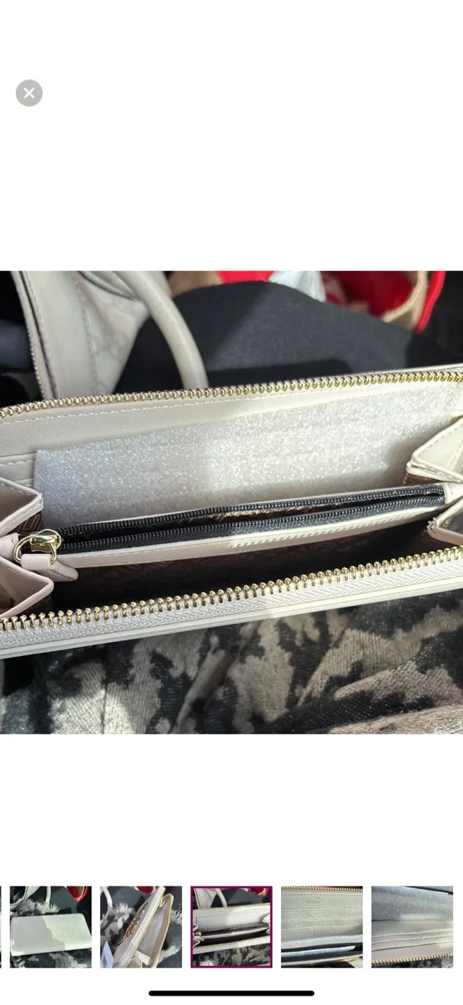 Love Moschino White Wallet image indicator(3)