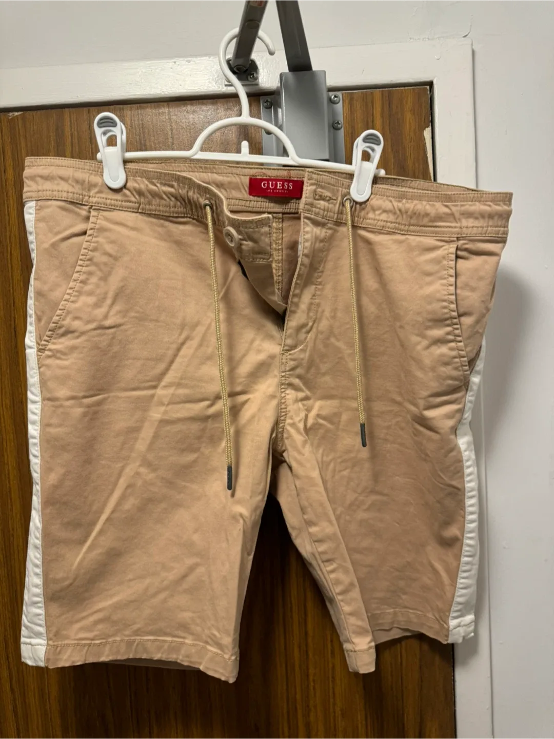 Guess Men's Beige Shorts, Size L