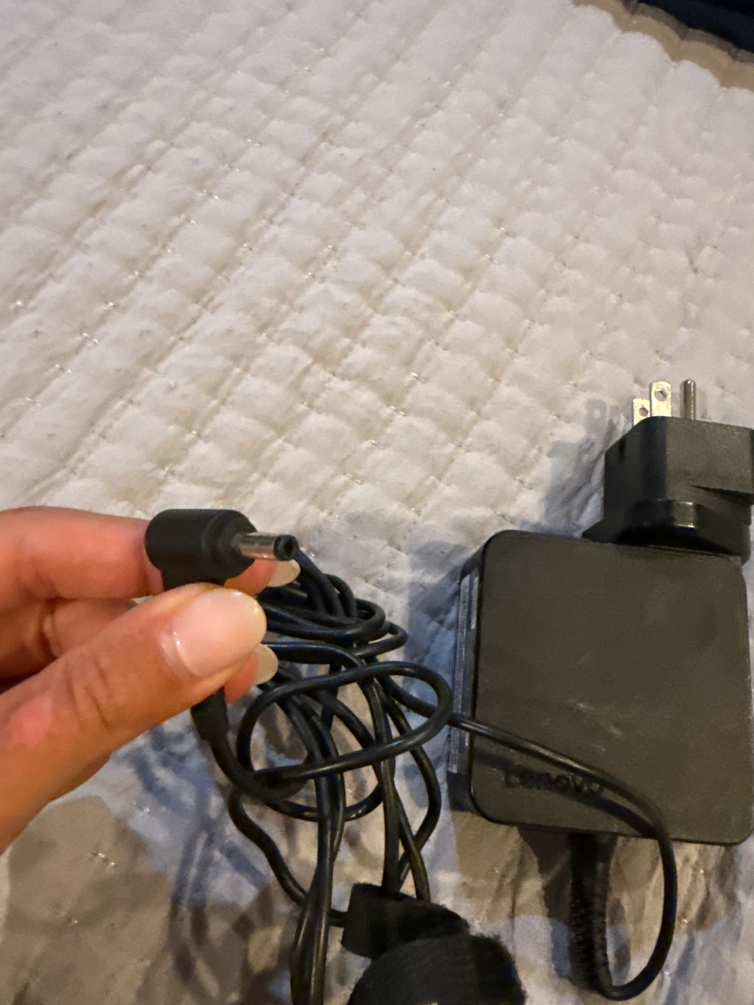 Lenovo 65W AC Adapter - photo 2