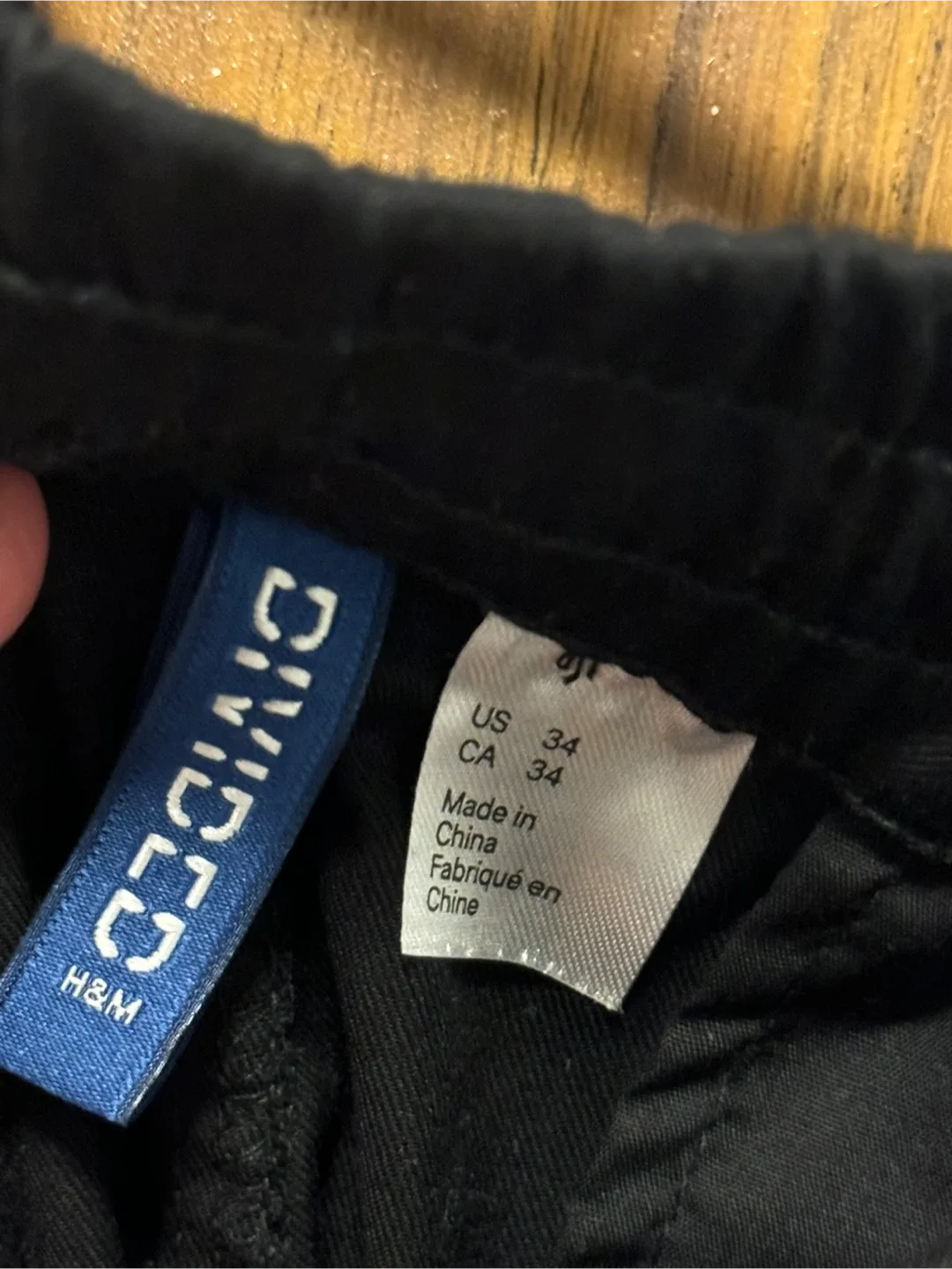 Black Pants - Size 34 - H&M Divided image indicator(2)