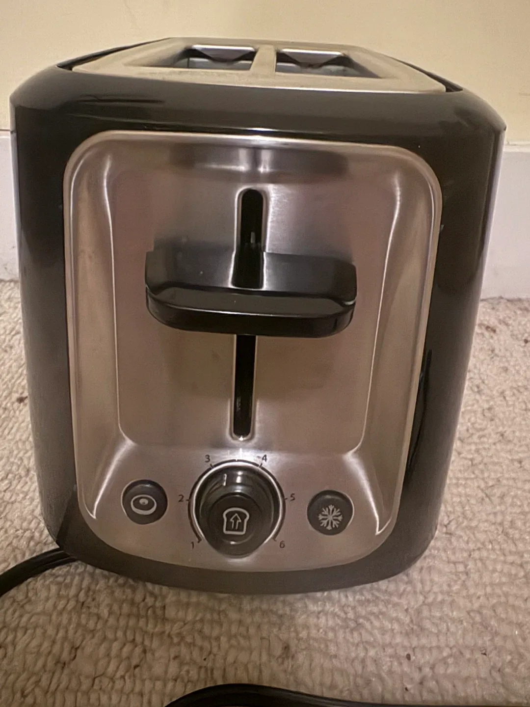 Toastmaster 2-Slice Toaster - Black image indicator(2)