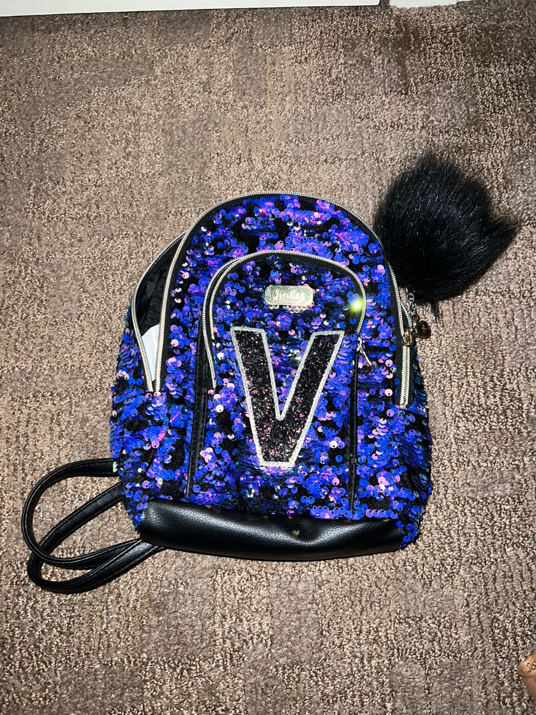 Justice Sequin Backpack - Initial V - photo 2