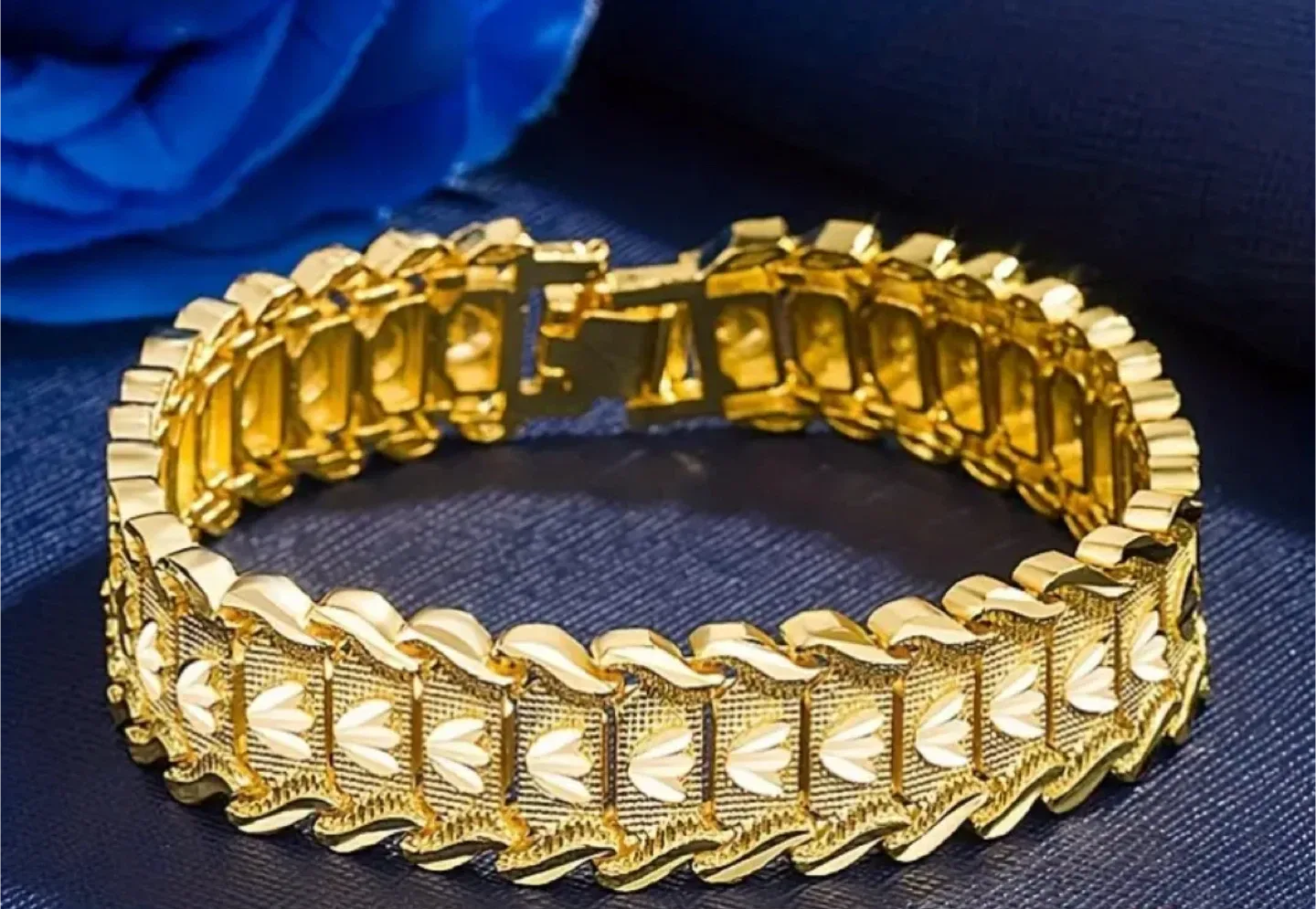 18k Gold plated Bracelet $25 thumbnail