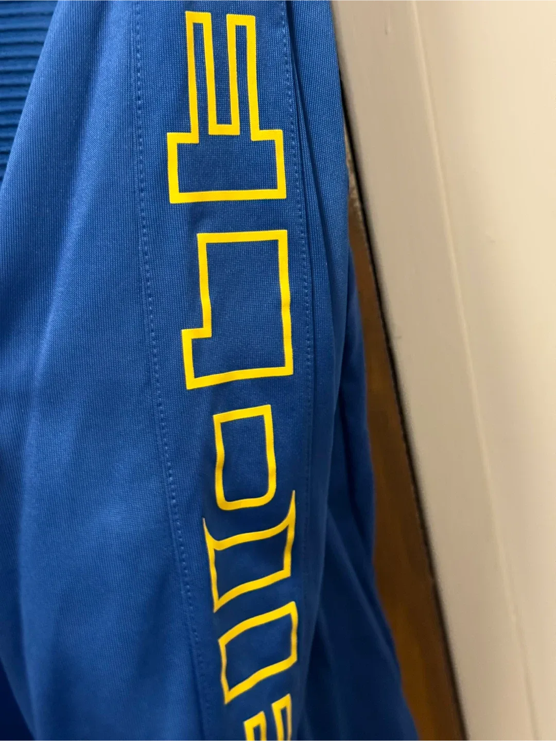 BNWT Diesel SweatShirt - Size XL image indicator(3)